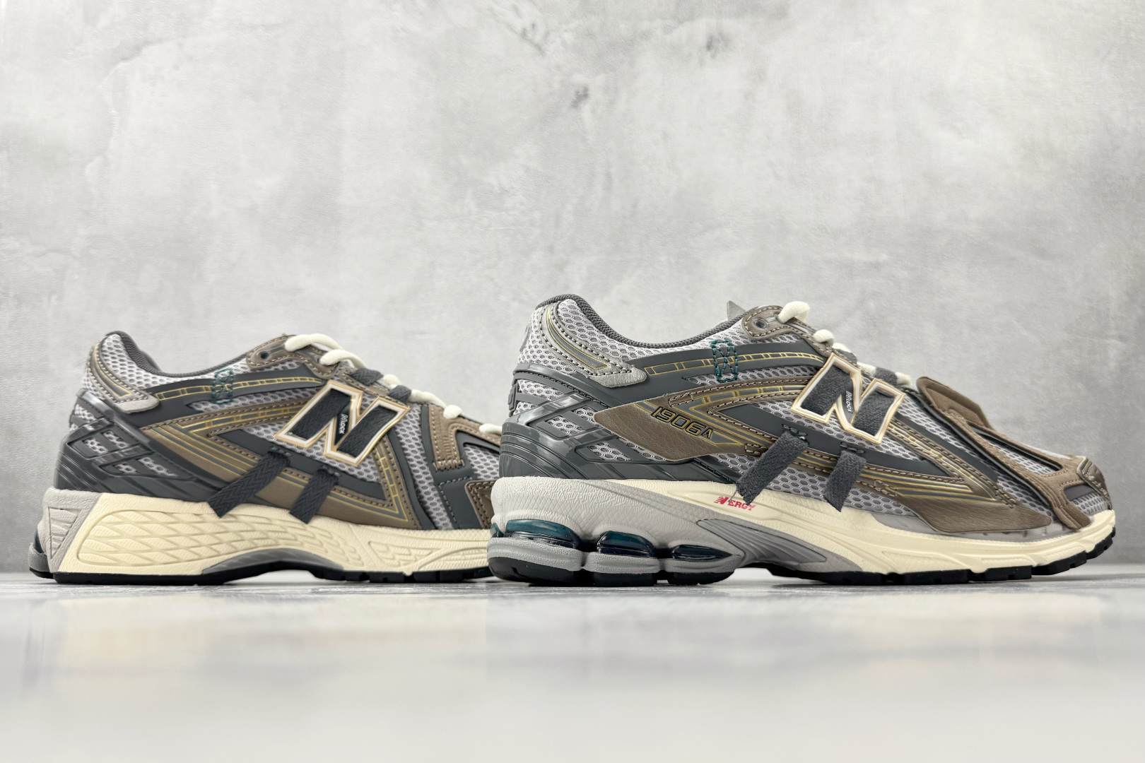 大厂出品 New Balance NB 1906U 灰色 U19066U8 大厂出品 New Balance NB 1906U 灰色 U19066U8
