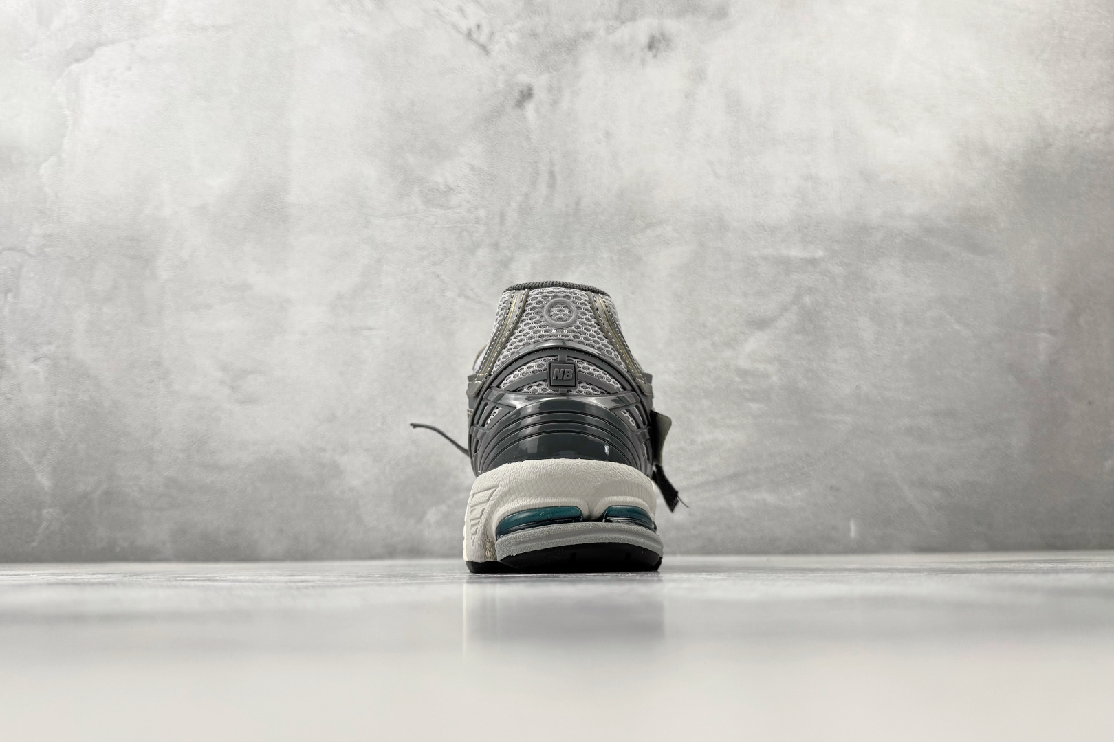 大厂出品 New Balance NB 1906U 灰色 U19066U8 大厂出品 New Balance NB 1906U 灰色 U19066U8