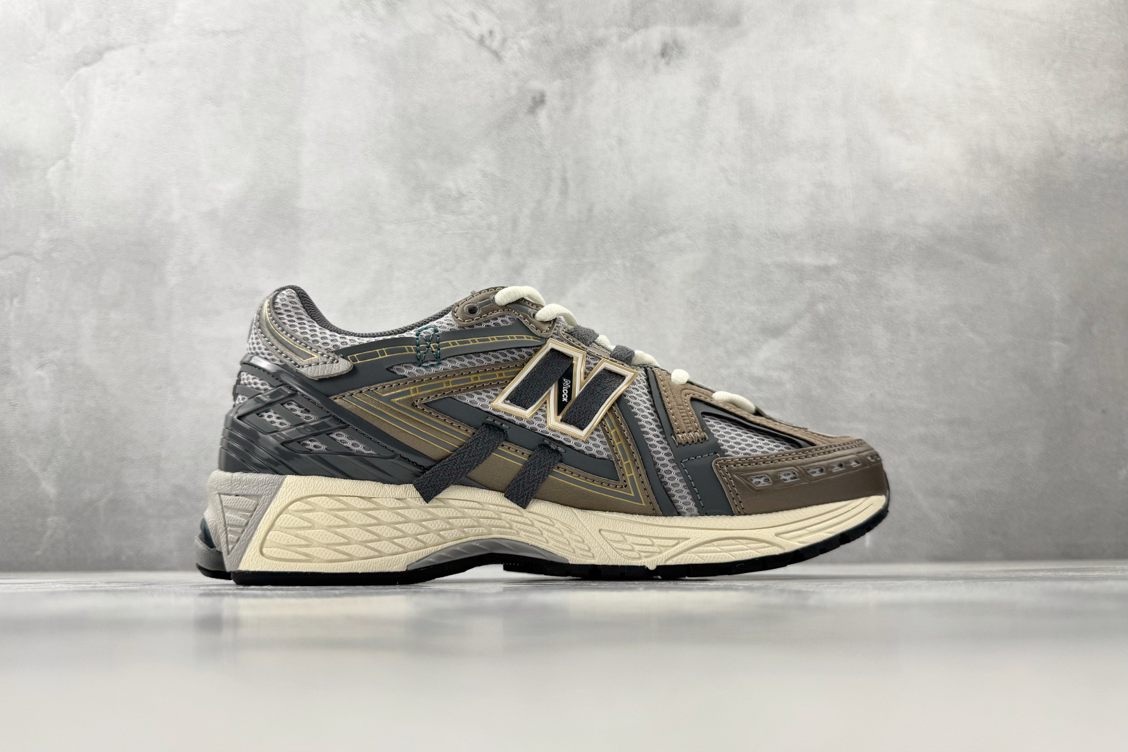 大厂出品 New Balance NB 1906U 灰色 U19066U8 大厂出品 New Balance NB 1906U 灰色 U19066U8
