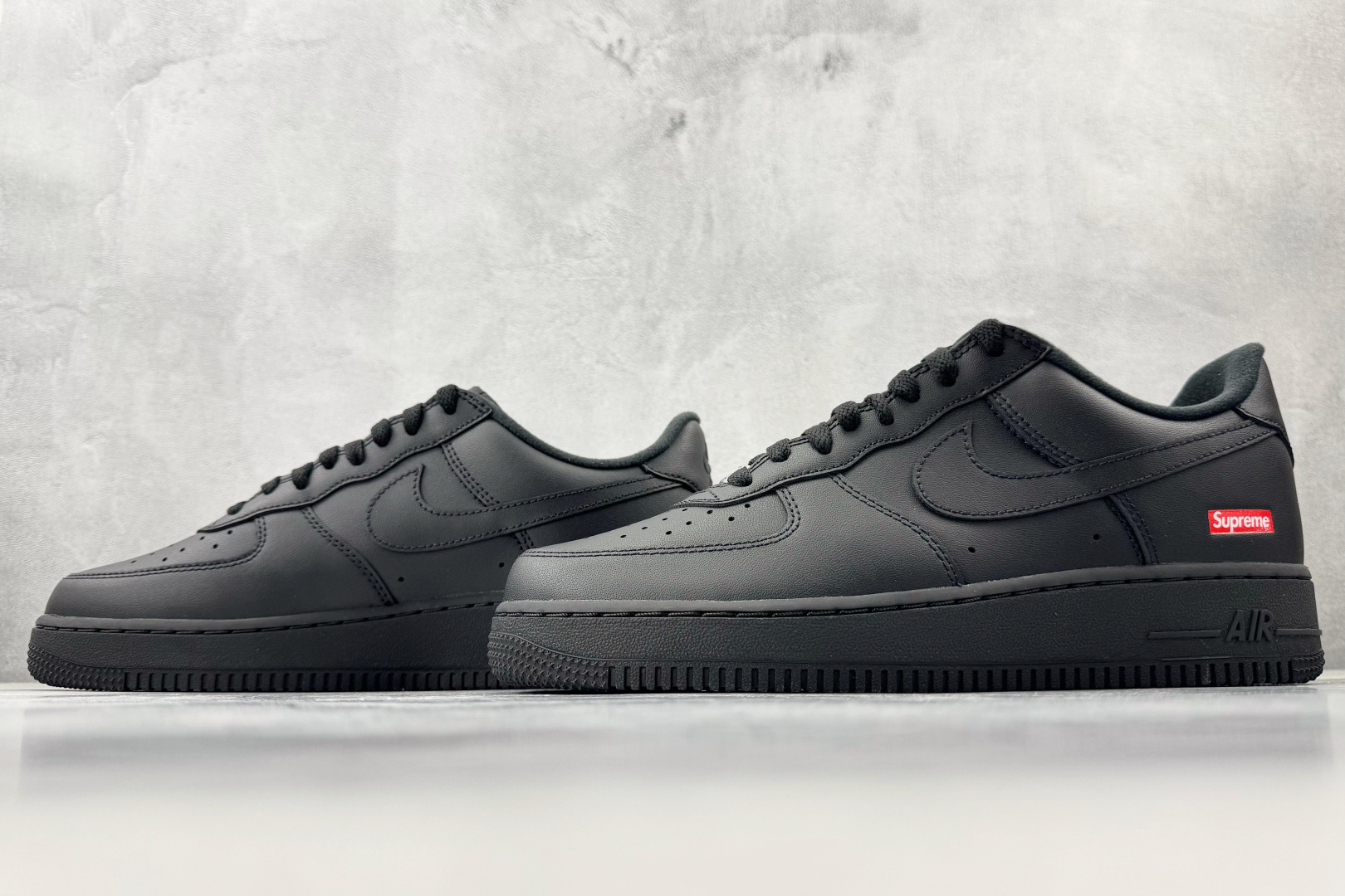 顶级完美复刻 Nike × Supreme Air Force 1 blo黑色 CU9225-001 顶级完美复刻 Nike × Supreme Air Force 1 blo黑色 CU9225-001