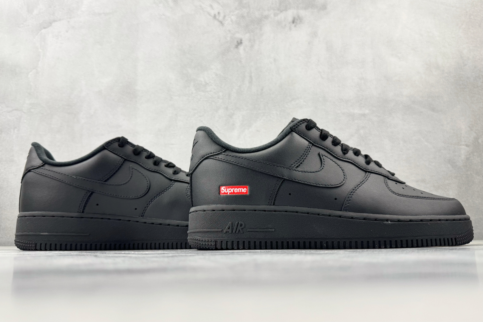 顶级完美复刻 Nike × Supreme Air Force 1 blo黑色 CU9225-001 顶级完美复刻 Nike × Supreme Air Force 1 blo黑色 CU9225-001
