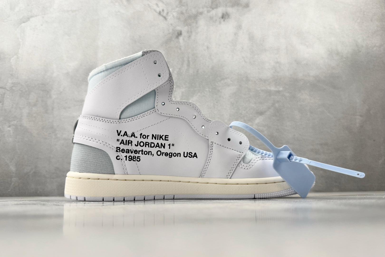 LJR OFF-WHITE × Jordan Air Jordan 1 High White the t