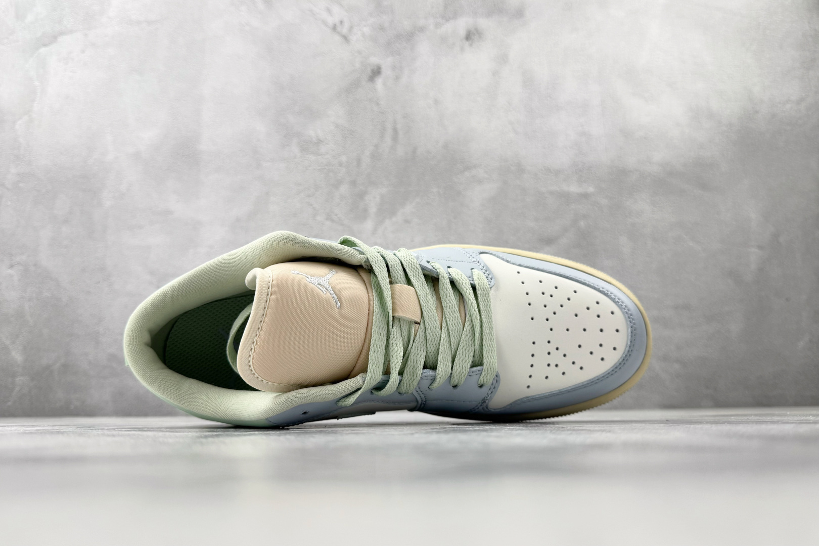 平台爆款 Jordan Air Jordan 1 蓝绿 DC0774-108 平台爆款 Jordan Air Jordan 1 蓝绿 DC0774-108