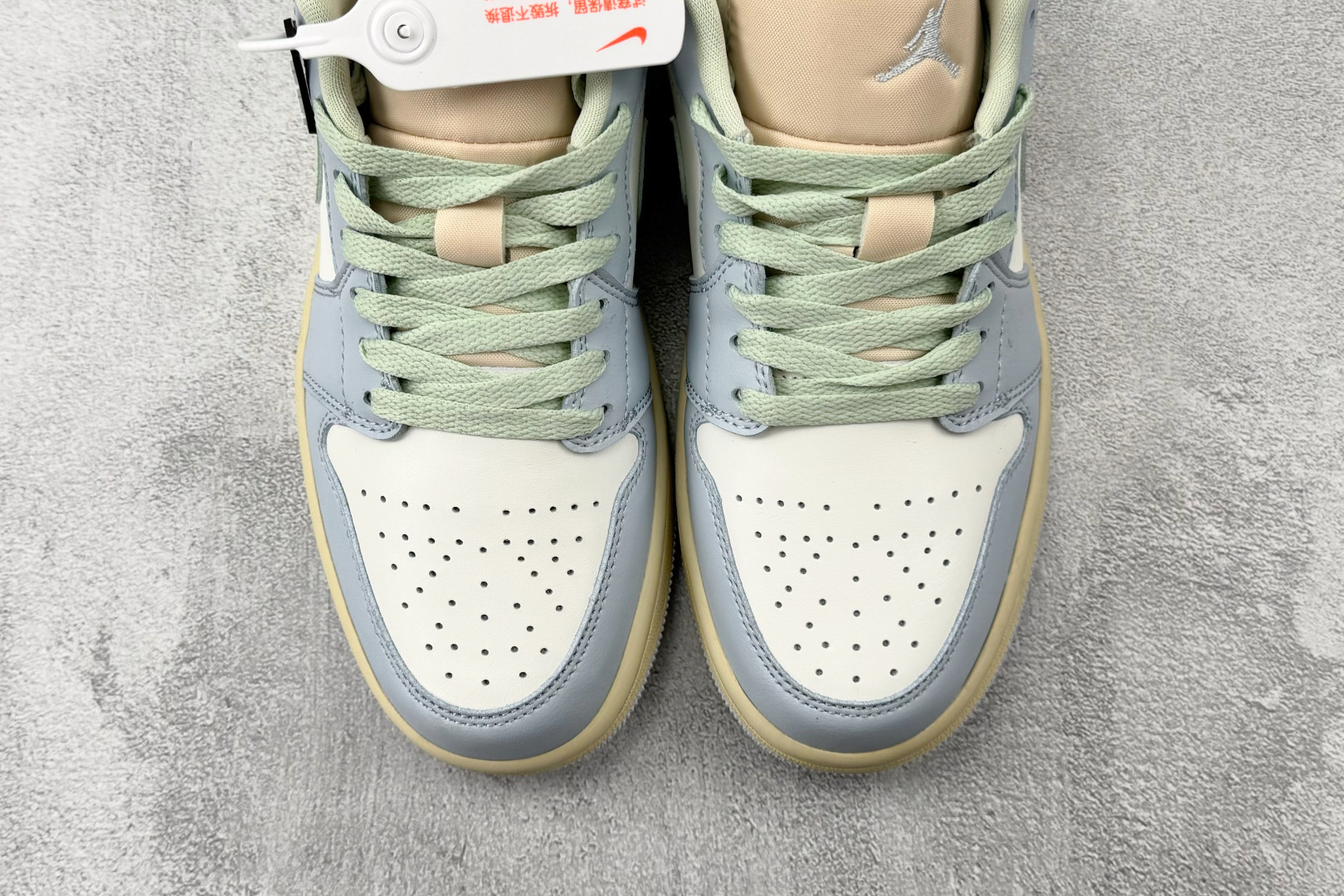 平台爆款 Jordan Air Jordan 1 蓝绿 DC0774-108 平台爆款 Jordan Air Jordan 1 蓝绿 DC0774-108