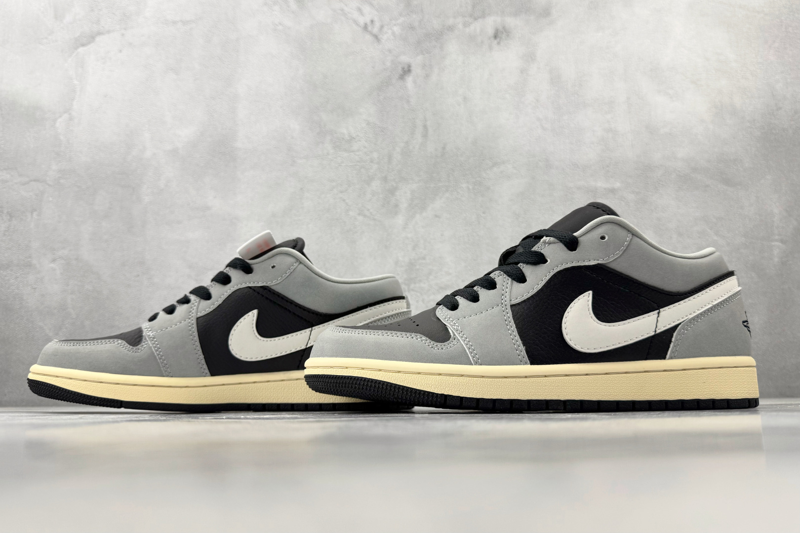 平台爆款 Jordan Air Jordan 1 黑灰 HQ2010-012 平台爆款 Jordan Air Jordan 1 黑灰 HQ2010-012