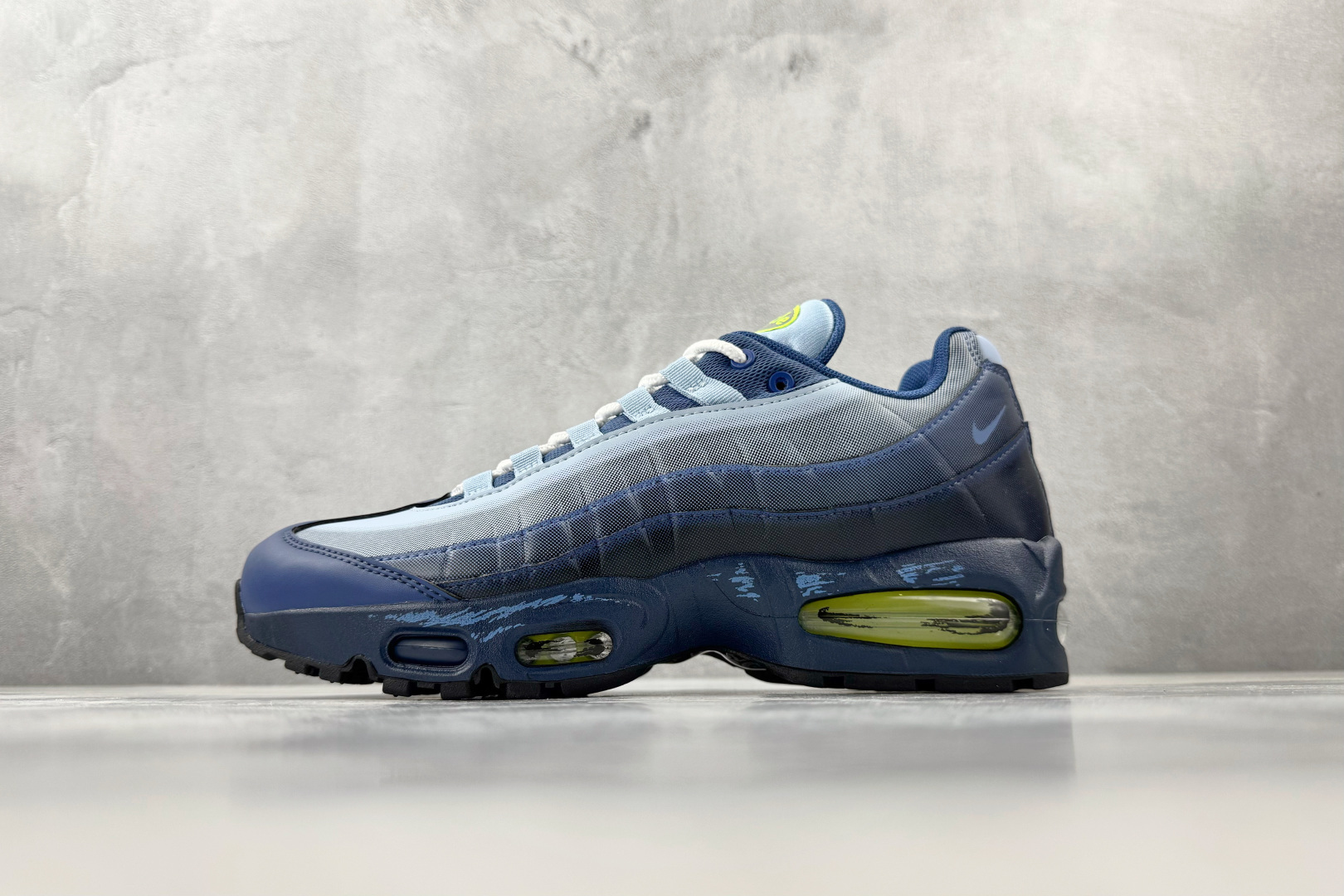KZ 2.0 口碑神作 Yu-Gi-Oh! x Nike Air Muscle 95 游戏王联名 超感蓝