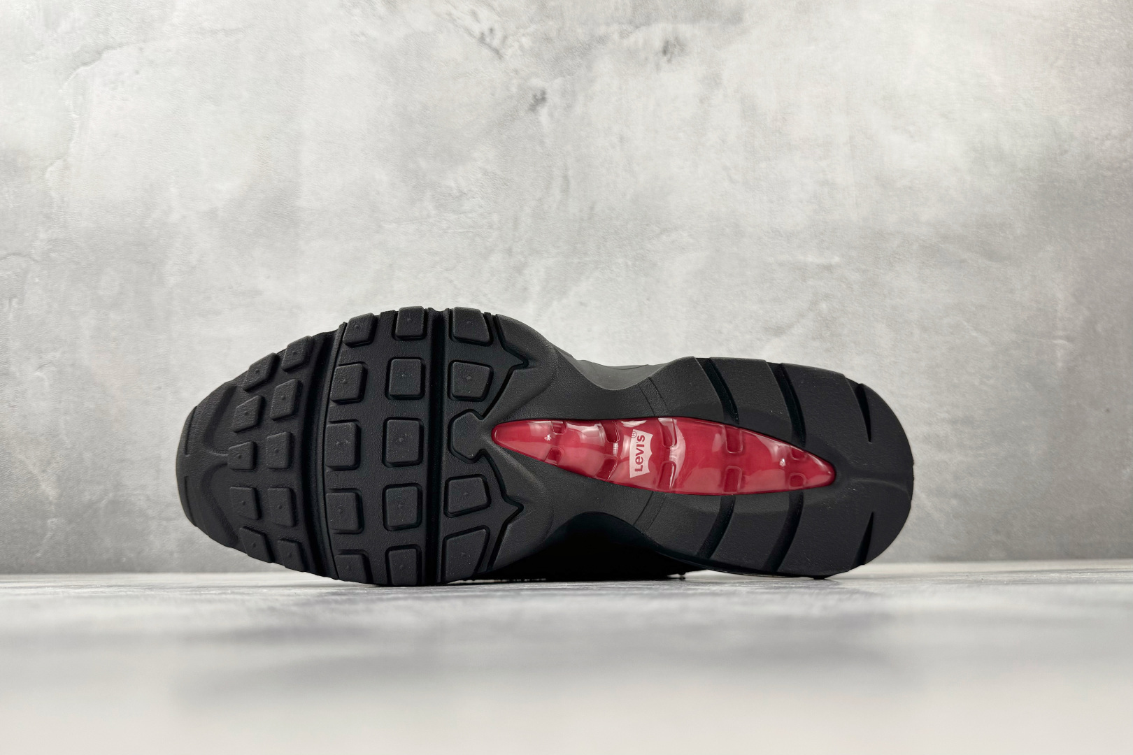 KZ 2.0 口碑神作 Levi's x Nike Air Max 95 “Black/Anthraci
