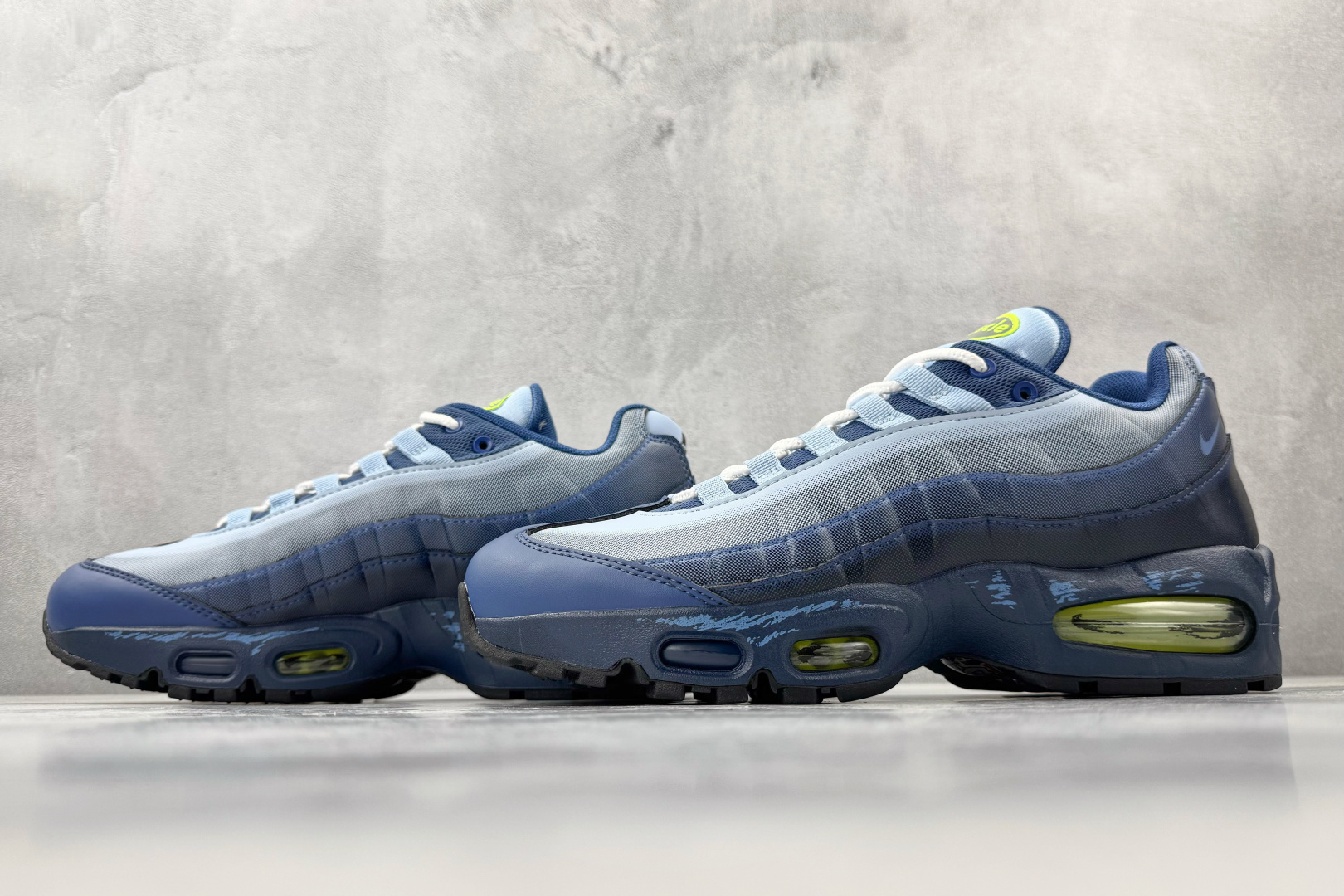 KZ 2.0 口碑神作 Yu-Gi-Oh! x Nike Air Muscle 95 游戏王联名 超感蓝