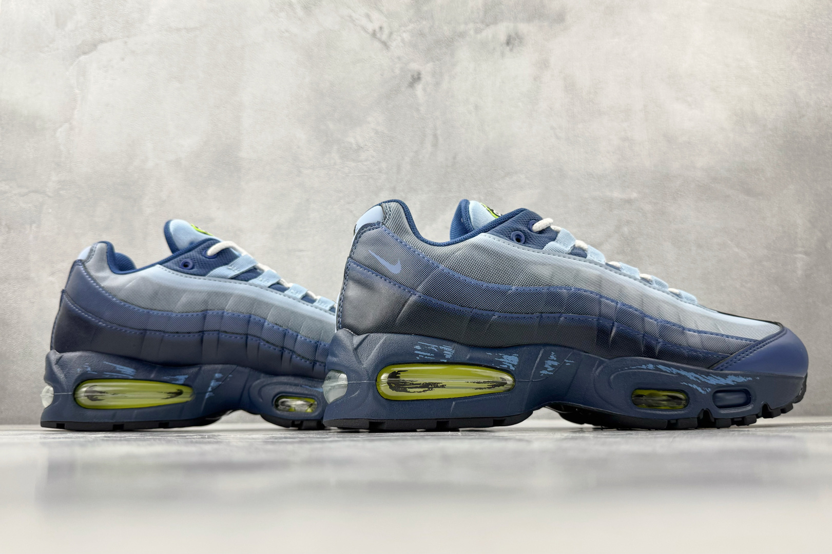 KZ 2.0 口碑神作 Yu-Gi-Oh! x Nike Air Muscle 95 游戏王联名 超感蓝