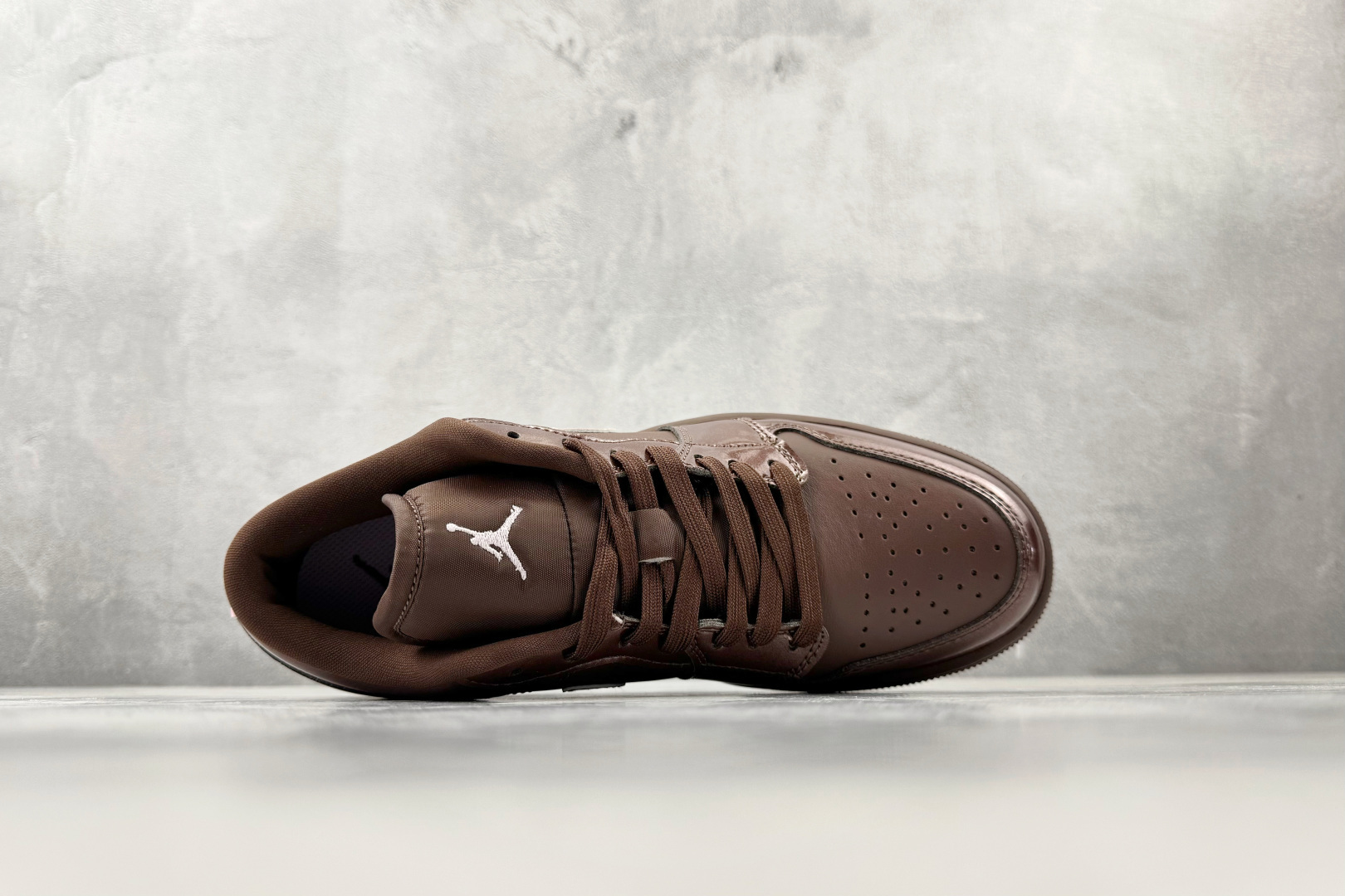 平台爆款 Jordan Air Jordan 1 棕色 IQ9787-262 平台爆款 Jordan Air Jordan 1 棕色 IQ9787-262