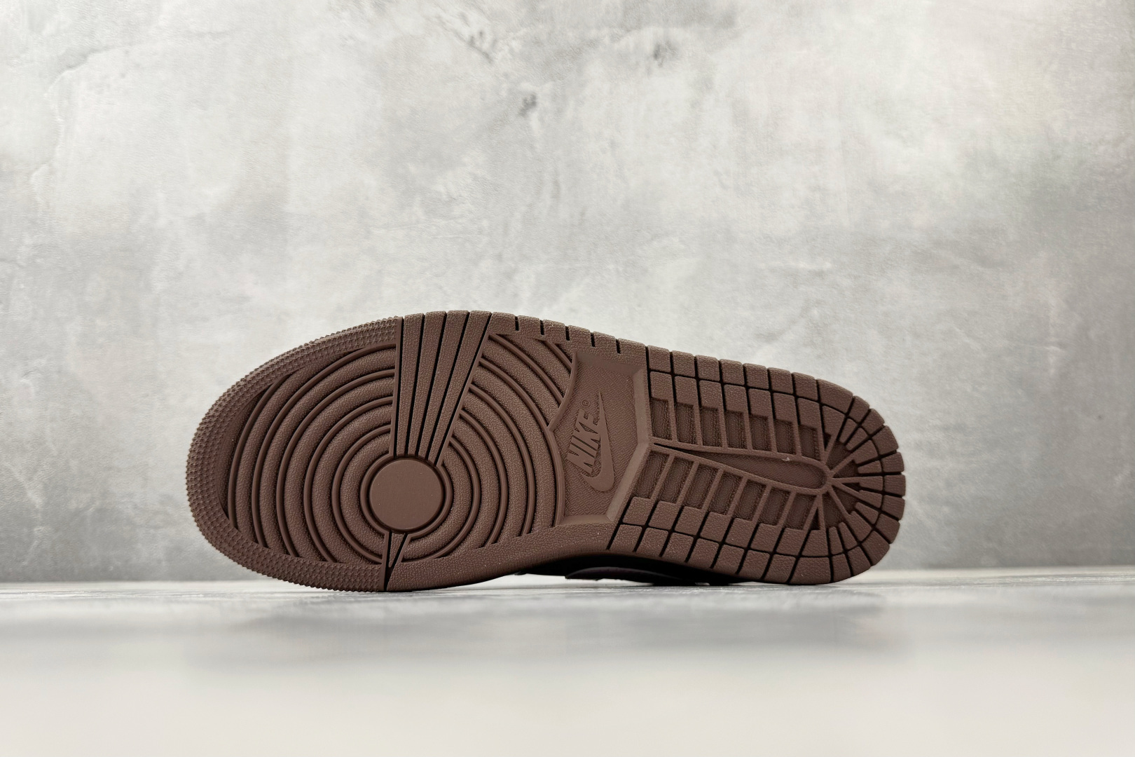 平台爆款 Jordan Air Jordan 1 棕色 IQ9787-262 平台爆款 Jordan Air Jordan 1 棕色 IQ9787-262