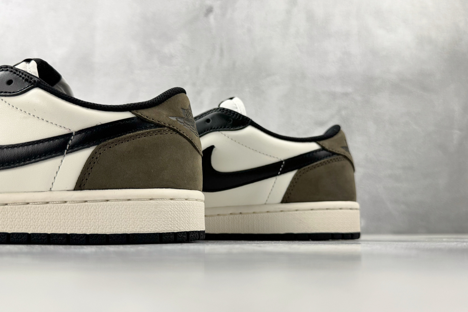 平台爆款 Jordan Air Jordan 1 黑白棕 CZ0790-102 平台爆款 Jordan Air Jordan 1 黑白棕 CZ0790-102
