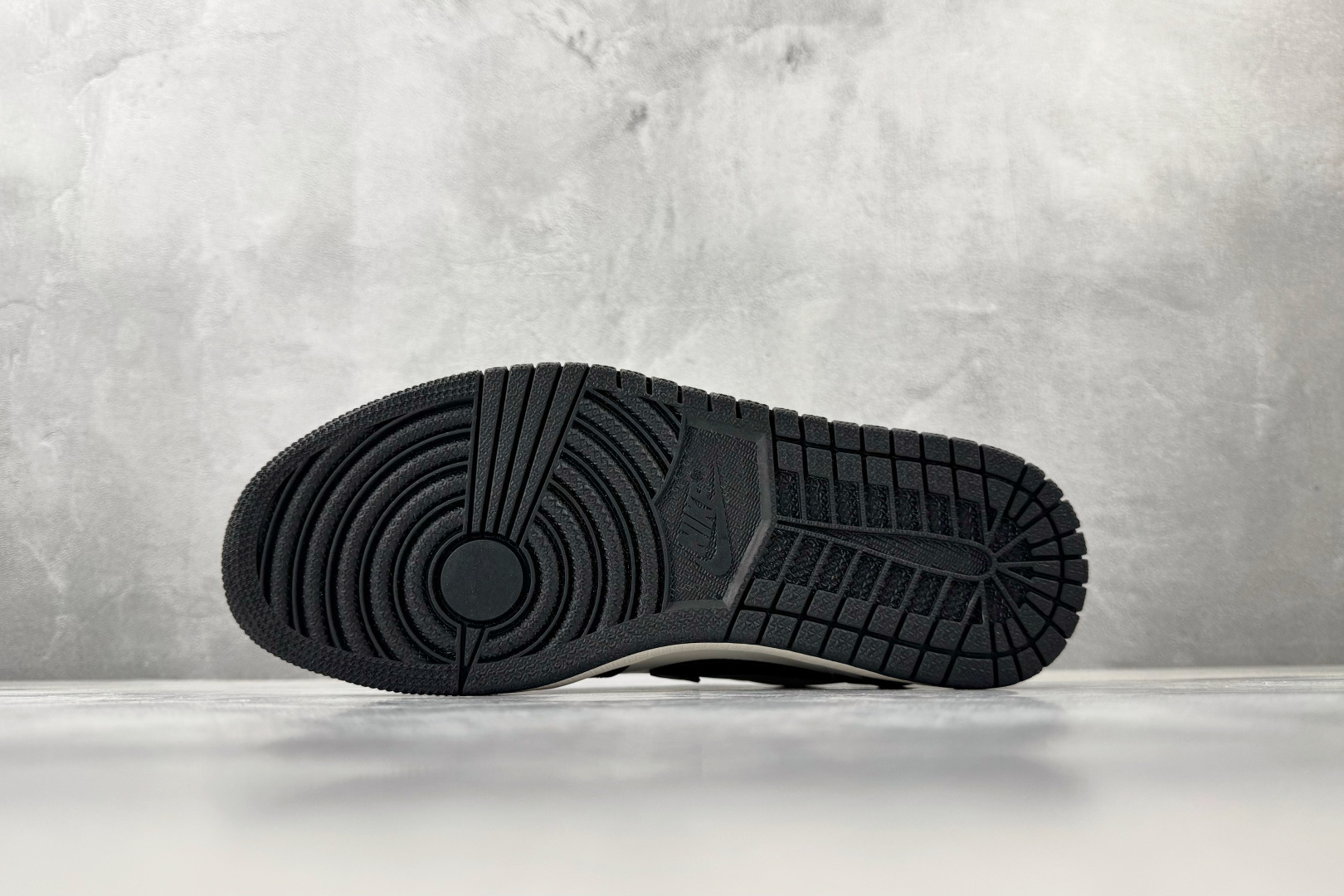 平台爆款 Jordan Air Jordan 1 黑白棕 CZ0790-102 平台爆款 Jordan Air Jordan 1 黑白棕 CZ0790-102