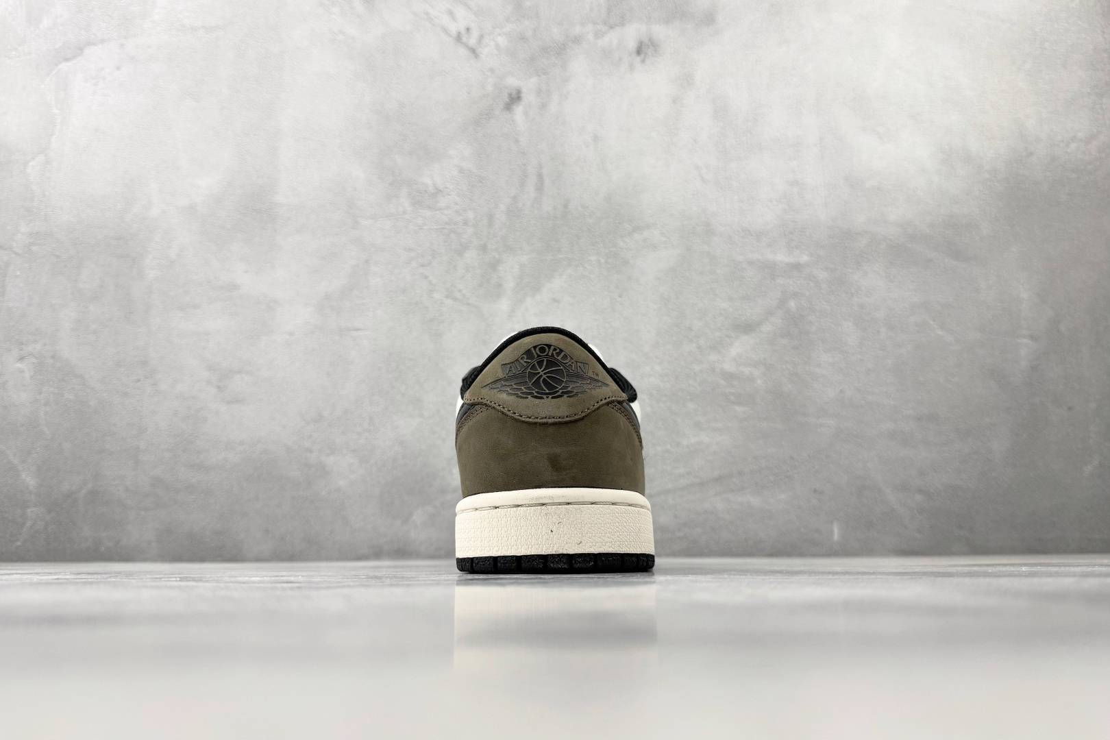 平台爆款 Jordan Air Jordan 1 黑白棕 CZ0790-102 平台爆款 Jordan Air Jordan 1 黑白棕 CZ0790-102