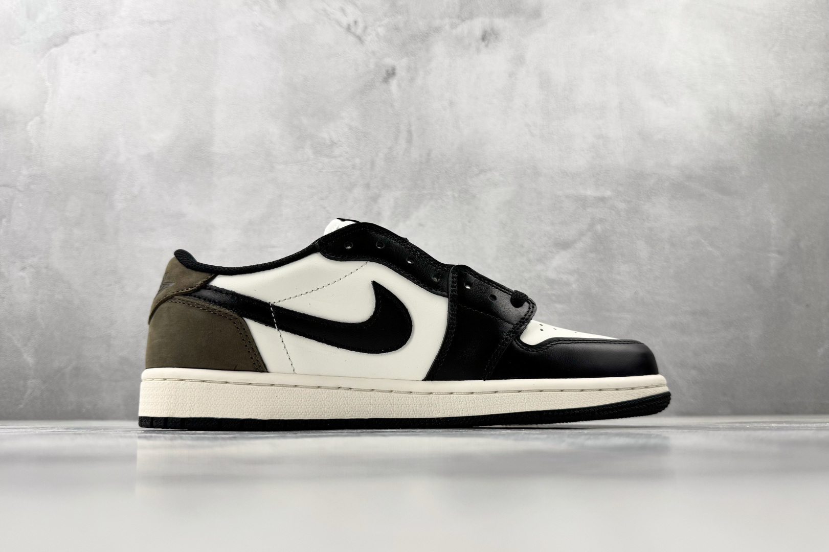 平台爆款 Jordan Air Jordan 1 黑白棕 CZ0790-102 平台爆款 Jordan Air Jordan 1 黑白棕 CZ0790-102