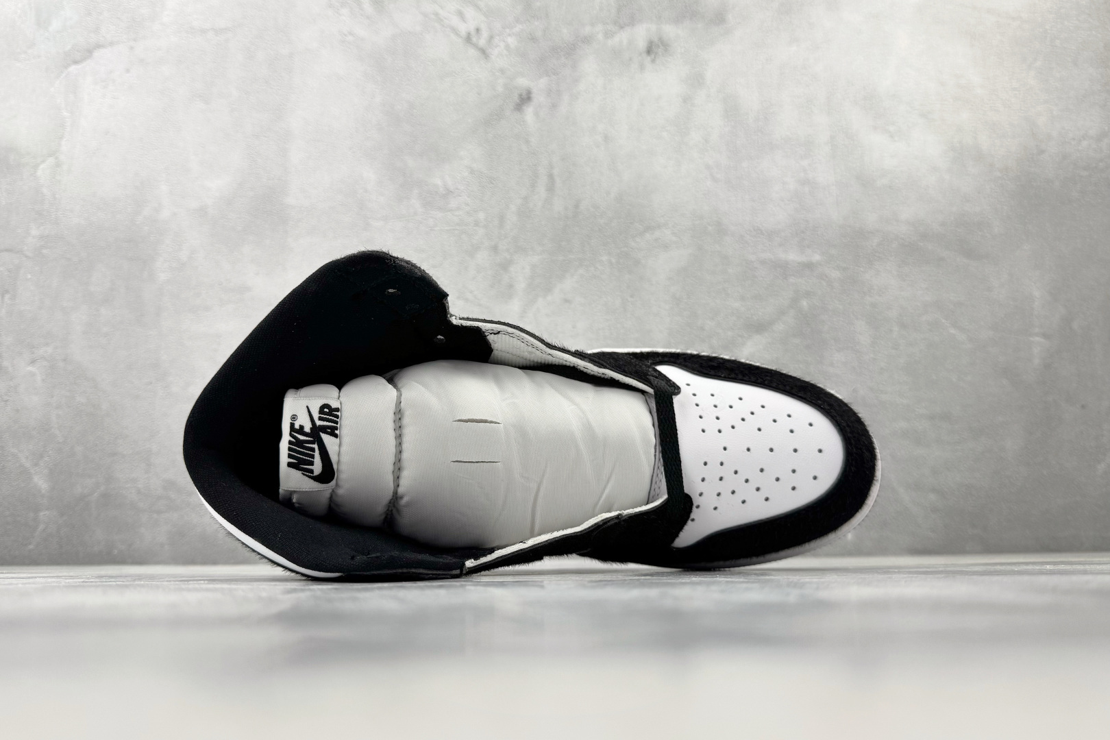 平台爆款 Jordan Air Jordan 1 Retro High Panda 黑白熊猫 CD0461-007 平台爆款 Jordan Air Jordan 1 Retro High Panda 黑白熊猫 CD0461-007