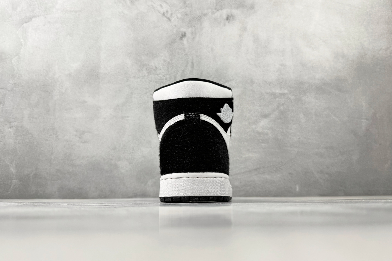 平台爆款 Jordan Air Jordan 1 Retro High Panda 黑白熊猫 CD0461-007 平台爆款 Jordan Air Jordan 1 Retro High Panda 黑白熊猫 CD0461-007
