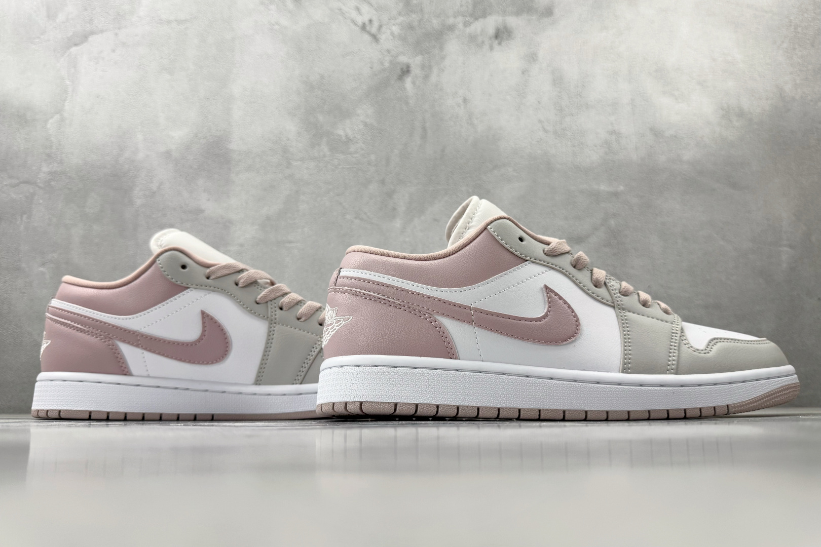 外贸批次 Jordan Air Jordan 1 粉白 DC0774-606 外贸批次 Jordan Air Jordan 1 粉白 DC0774-606