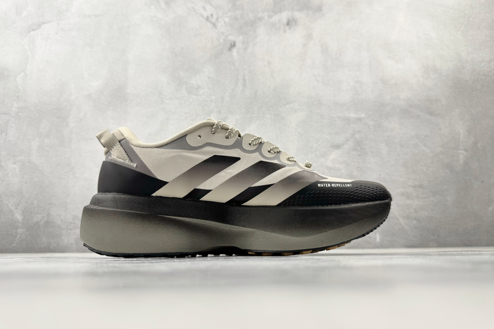 平台订单 adidas Adizero Evo SL ATR 米黑 KK0309 平台订单 adidas Adizero Evo SL ATR 米黑 KK0309