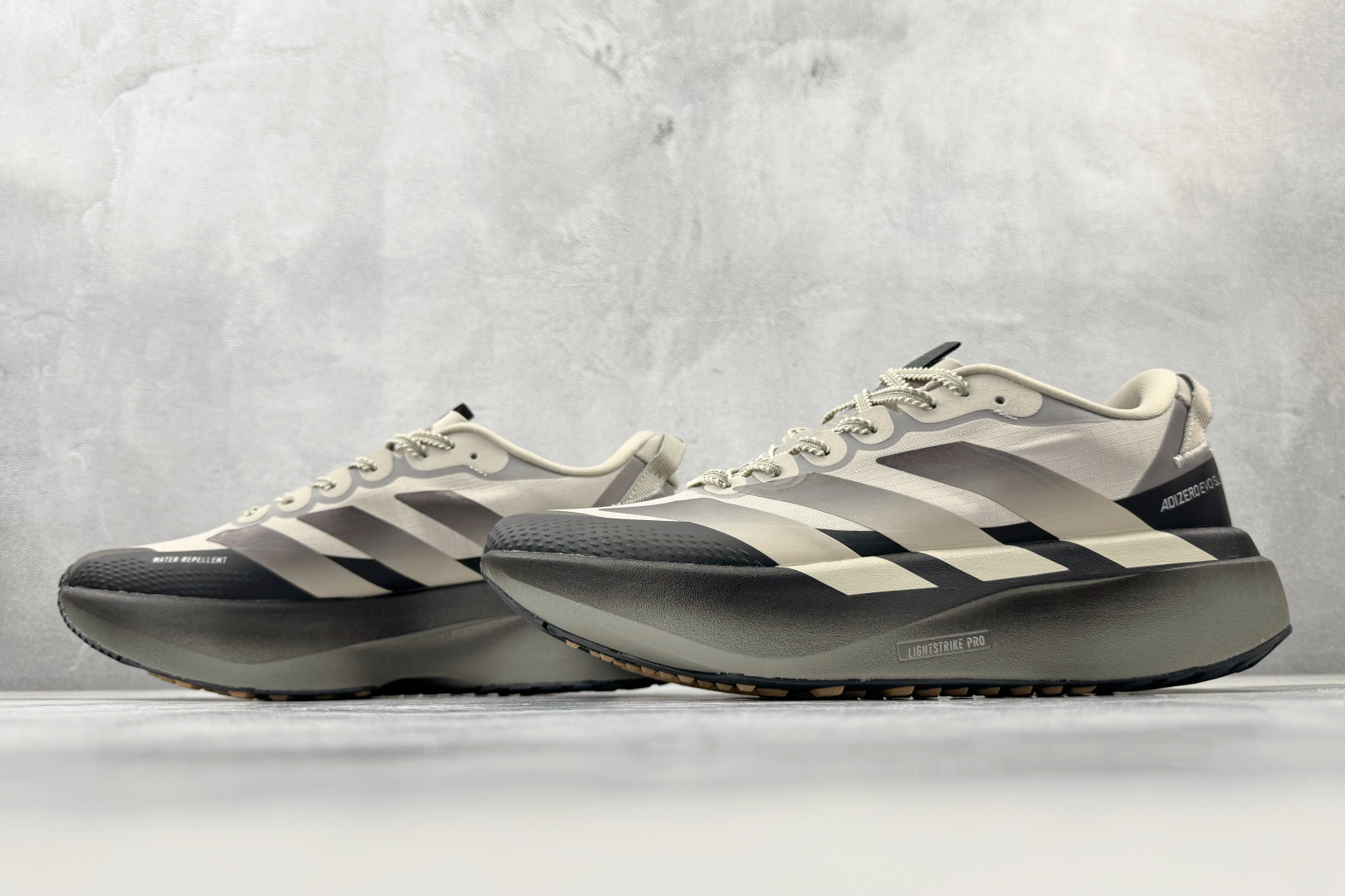 平台订单 adidas Adizero Evo SL ATR 米黑 KK0309 平台订单 adidas Adizero Evo SL ATR 米黑 KK0309