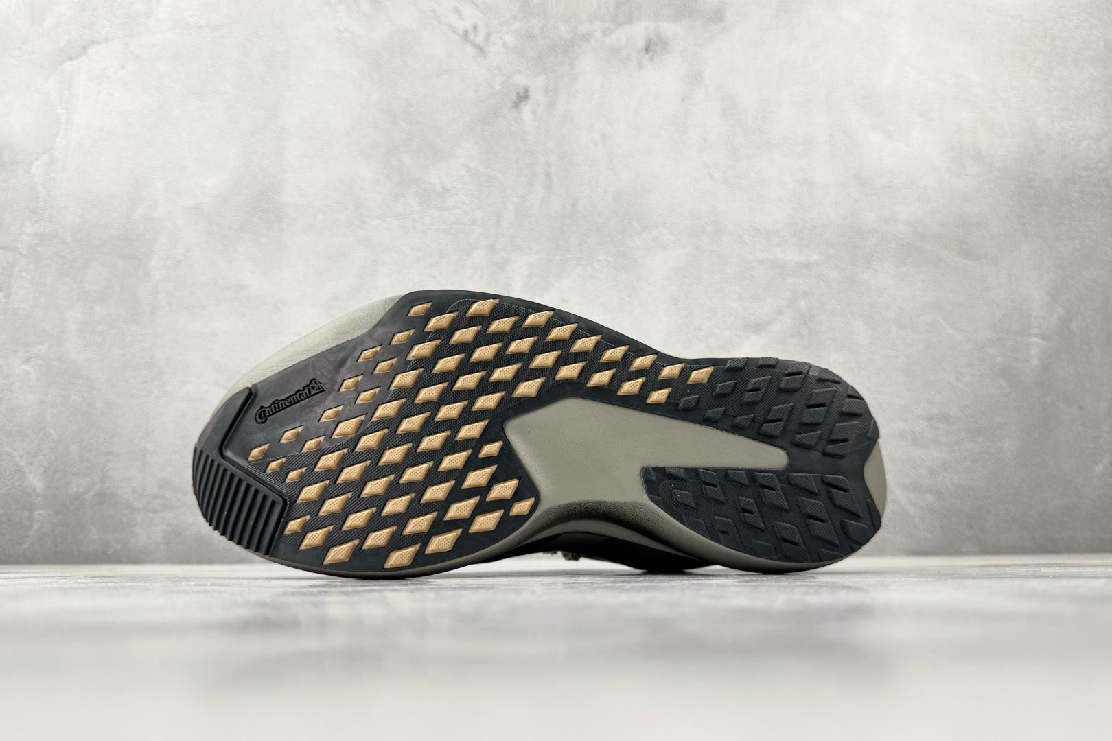 平台订单 adidas Adizero Evo SL ATR 米黑 KK0309 平台订单 adidas Adizero Evo SL ATR 米黑 KK0309