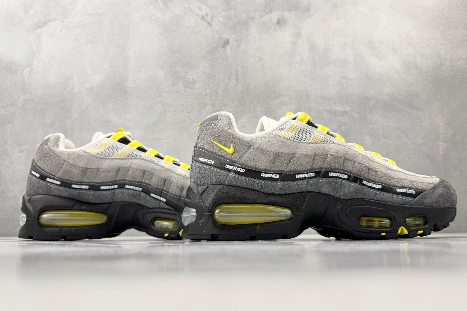 口碑神作 UNDEFEATED × Nike Air Max 95 SP 上海限定 灰黄 IB4523-002
