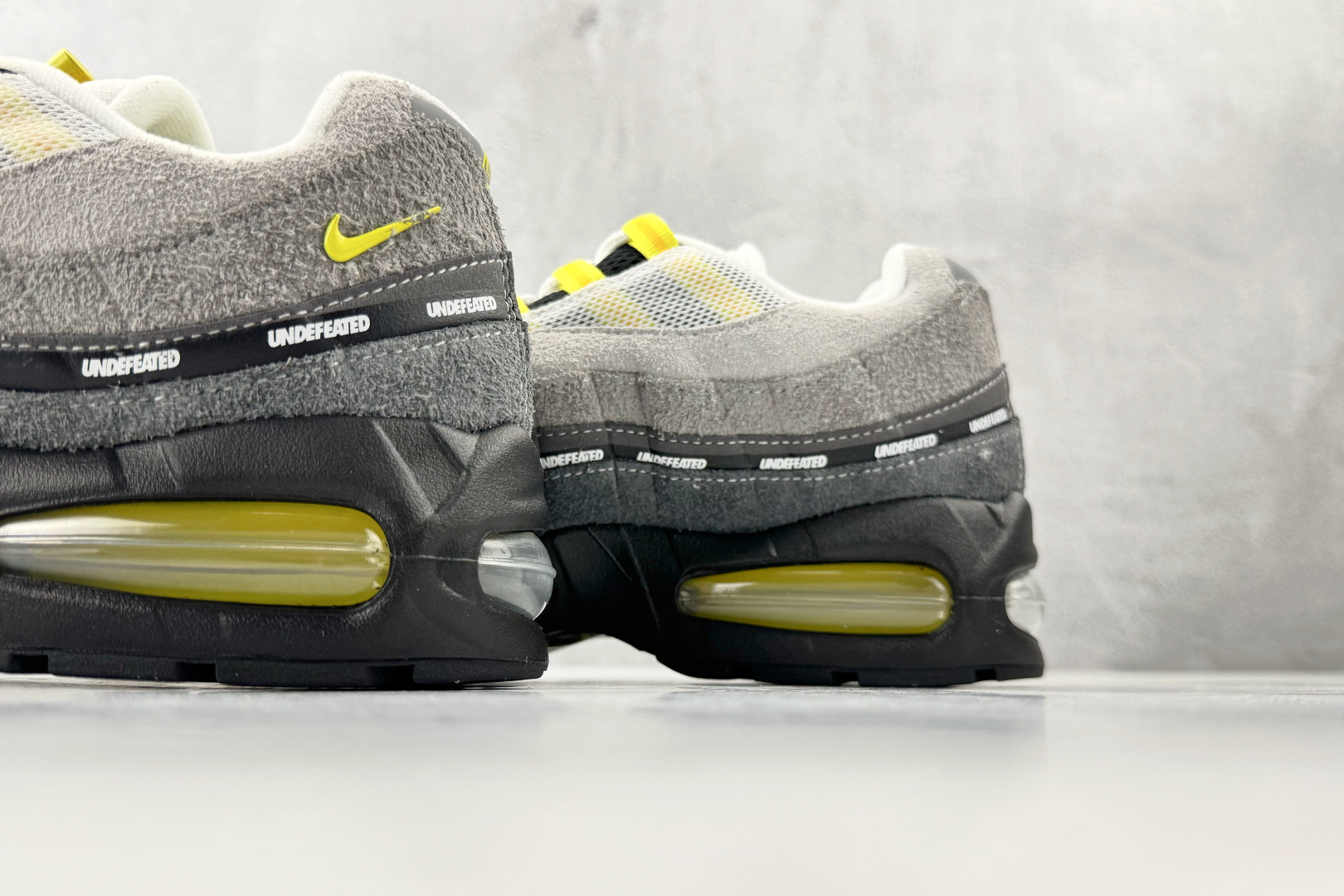 口碑神作 UNDEFEATED × Nike Air Max 95 SP 上海限定 灰黄 IB4523-002