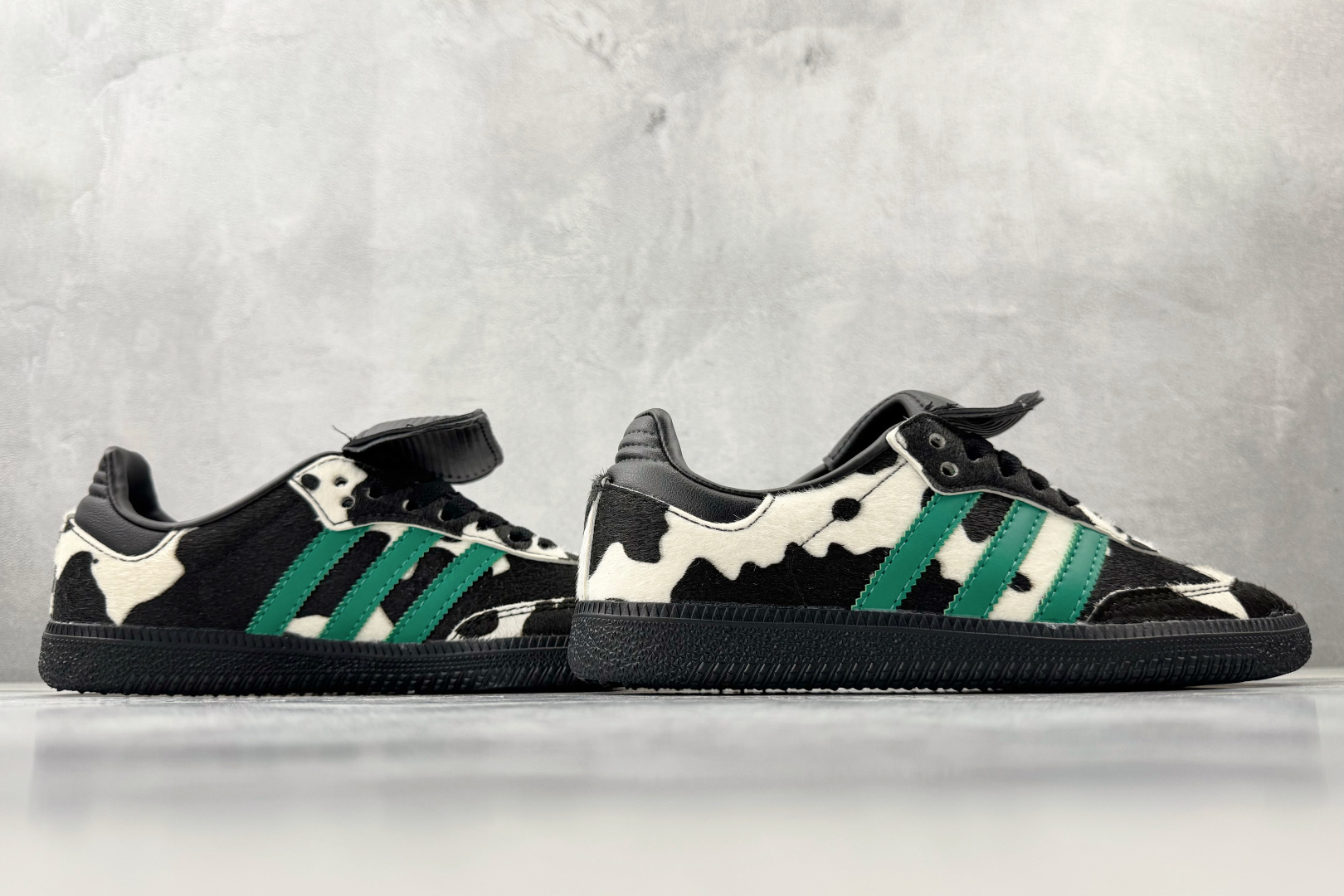 出口订单 adidas originals Samba LT 黑白色 JS3930 出口订单 adidas originals Samba LT 黑白色 JS3930