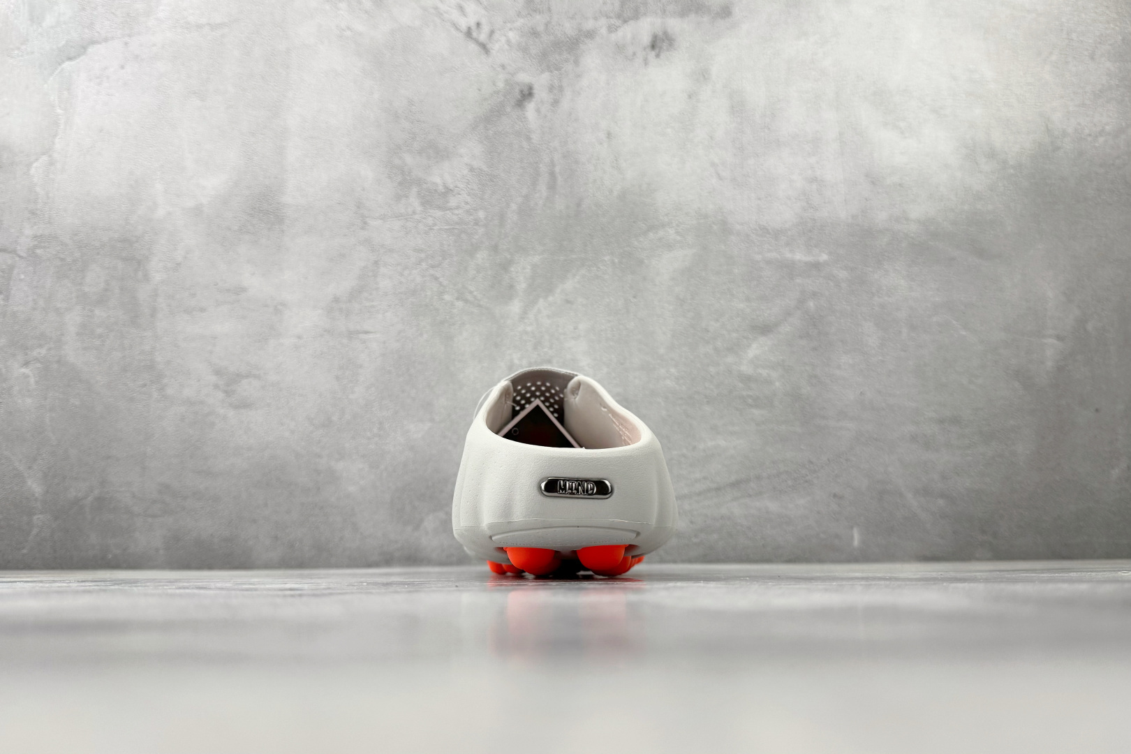 老 PK Nike Mind 001 灰色货号：HQ4307-003尺码：36 36.5 37 38.5