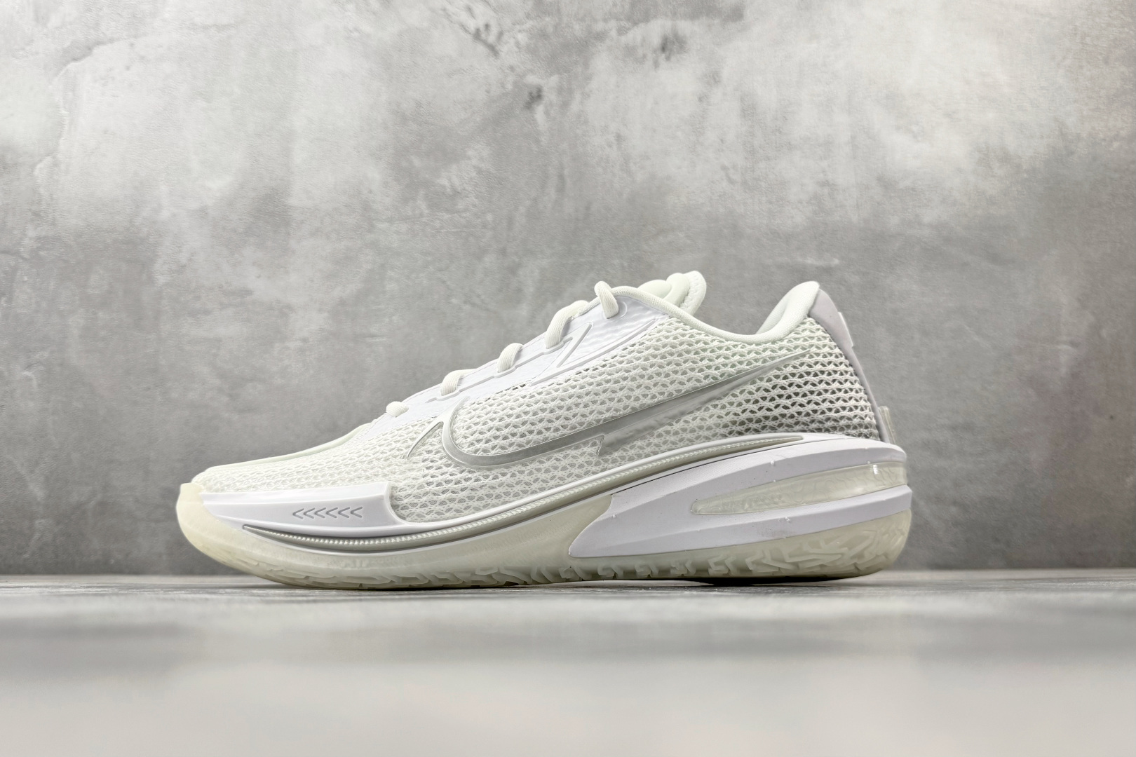 OX Nike Air Zoom G.T. Cut 1 EP 白色货号：CZ0176-102尺码：36 