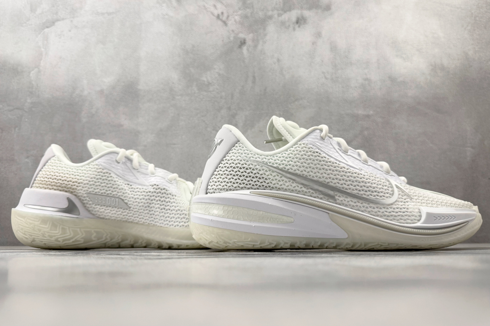 OX Nike Air Zoom G.T. Cut 1 EP 白色货号：CZ0176-102尺码：36 