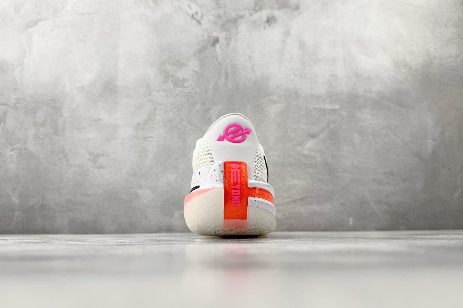 OX Nike Air Zoom G.T. Cut 1 白粉货号：CZ0175-106尺码：36 36.