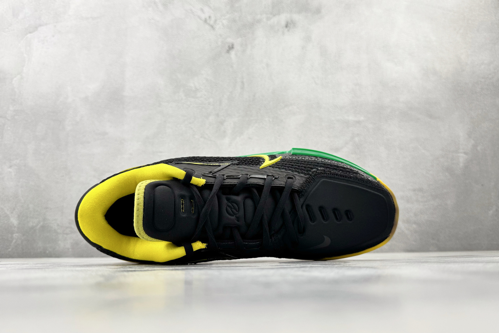 OX Nike Air Zoom G.T. Cut 1 黑鸭子货号：-PC尺码：36 36.5 37.5