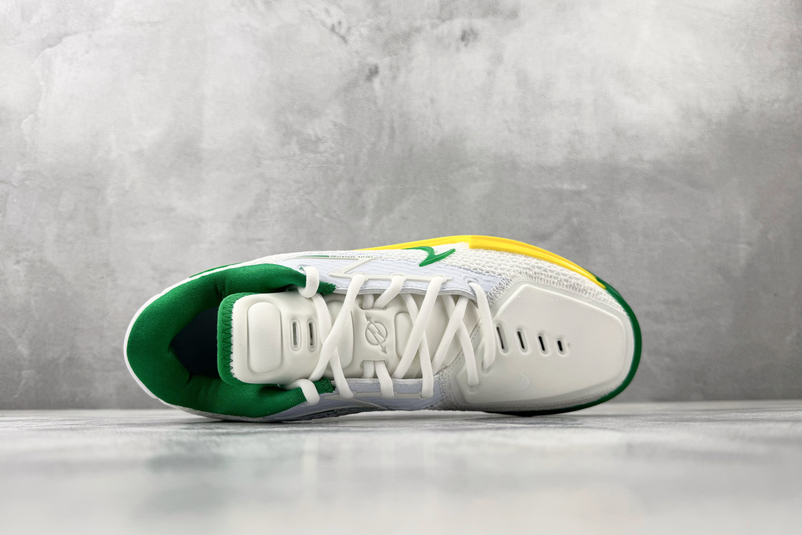 OX 【定制球鞋】 Nike Air Zoom G.T. Cut 1 811制造 鸭子机动队 白绿黄货号