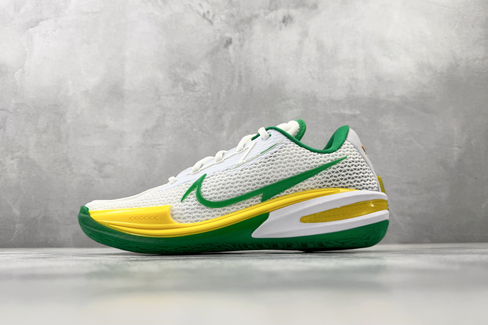 OX 【定制球鞋】 Nike Air Zoom G.T. Cut 1 811制造 鸭子机动队 白绿黄货号