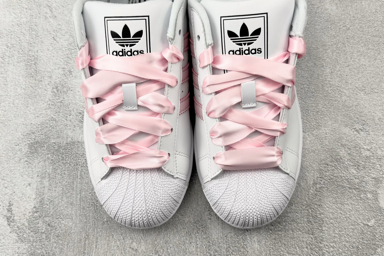 平台订单 定制球鞋 adidas originals SUPERSTAR 樱缎星迹 粉色 EG4958 平台订单 定制球鞋 adidas originals SUPERSTAR 樱缎星迹 粉色 EG4958
