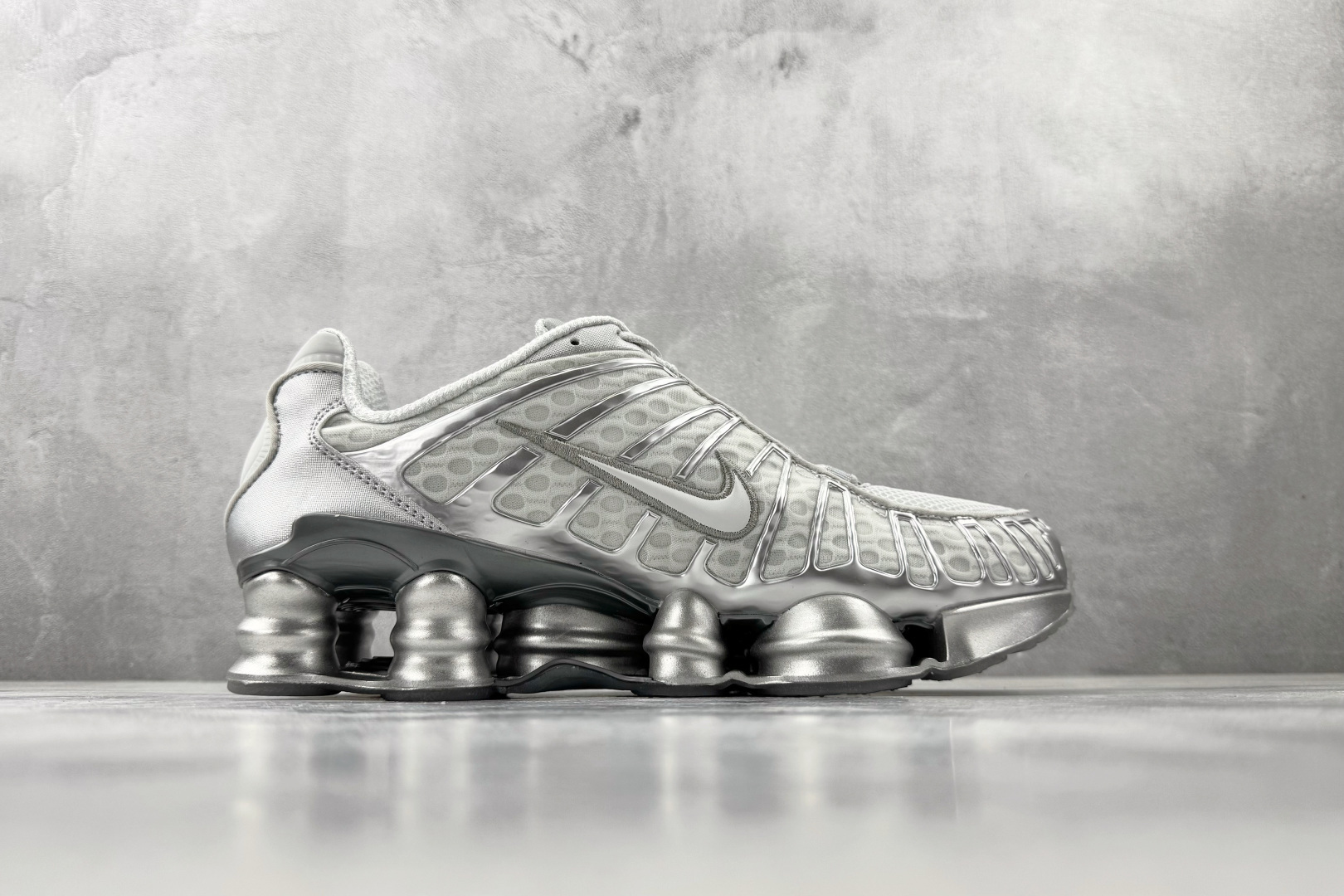原版开发 Nike ShTL 系列 银色 AR3566-003
