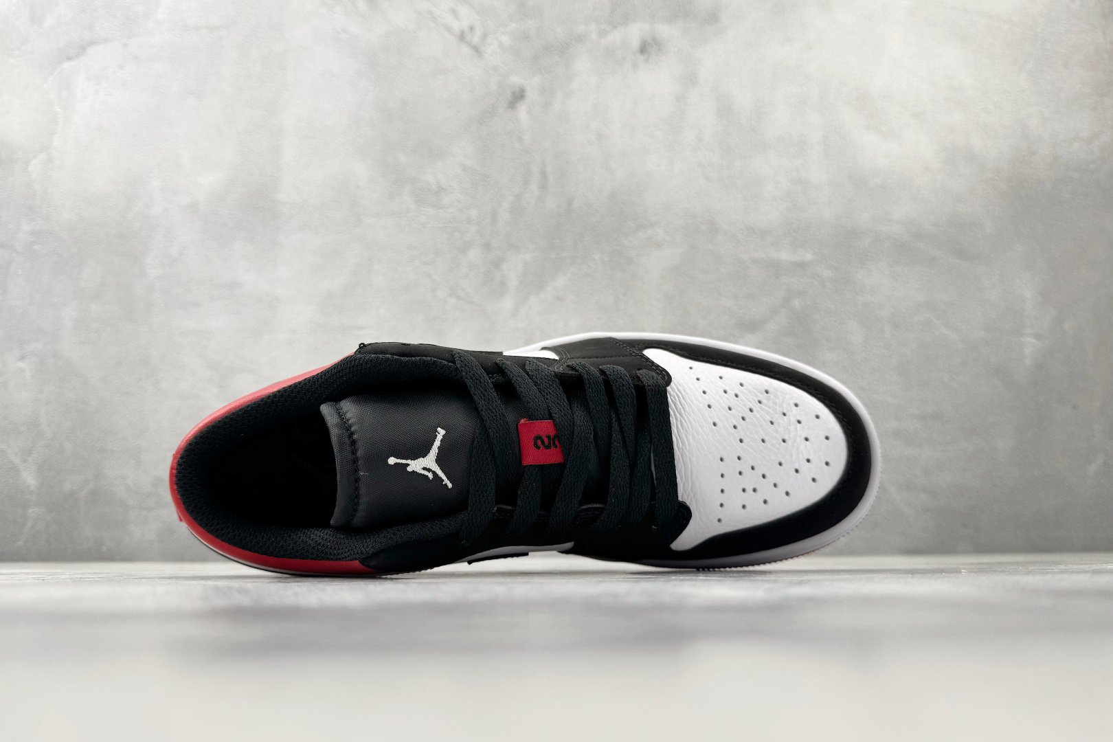 平台爆款 Jordan Air Jordan 1 Low“Black Toe” 黑脚趾 黑红白 553558-116 平台爆款 Jordan Air Jordan 1 Low“Black Toe” 黑脚趾 黑红白 553558-116