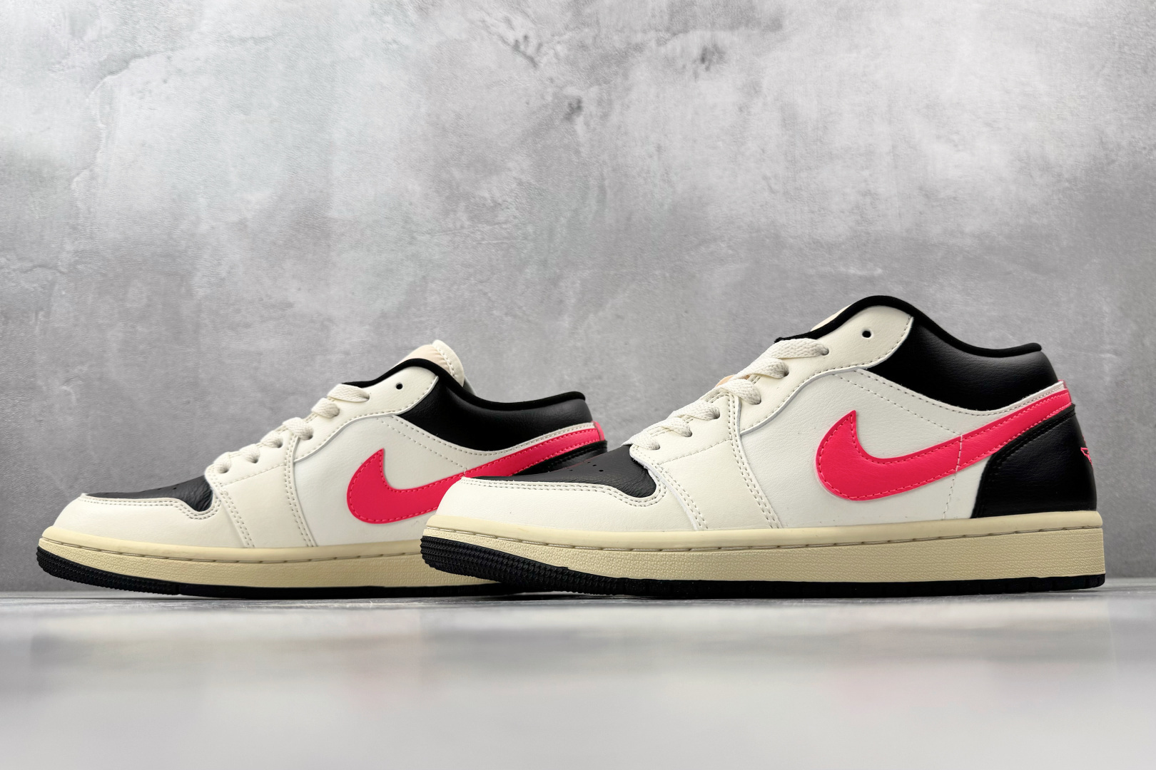 平台爆款 Jordan Air Jordan 1 象牙白 DC0774-107 平台爆款 Jordan Air Jordan 1 象牙白 DC0774-107