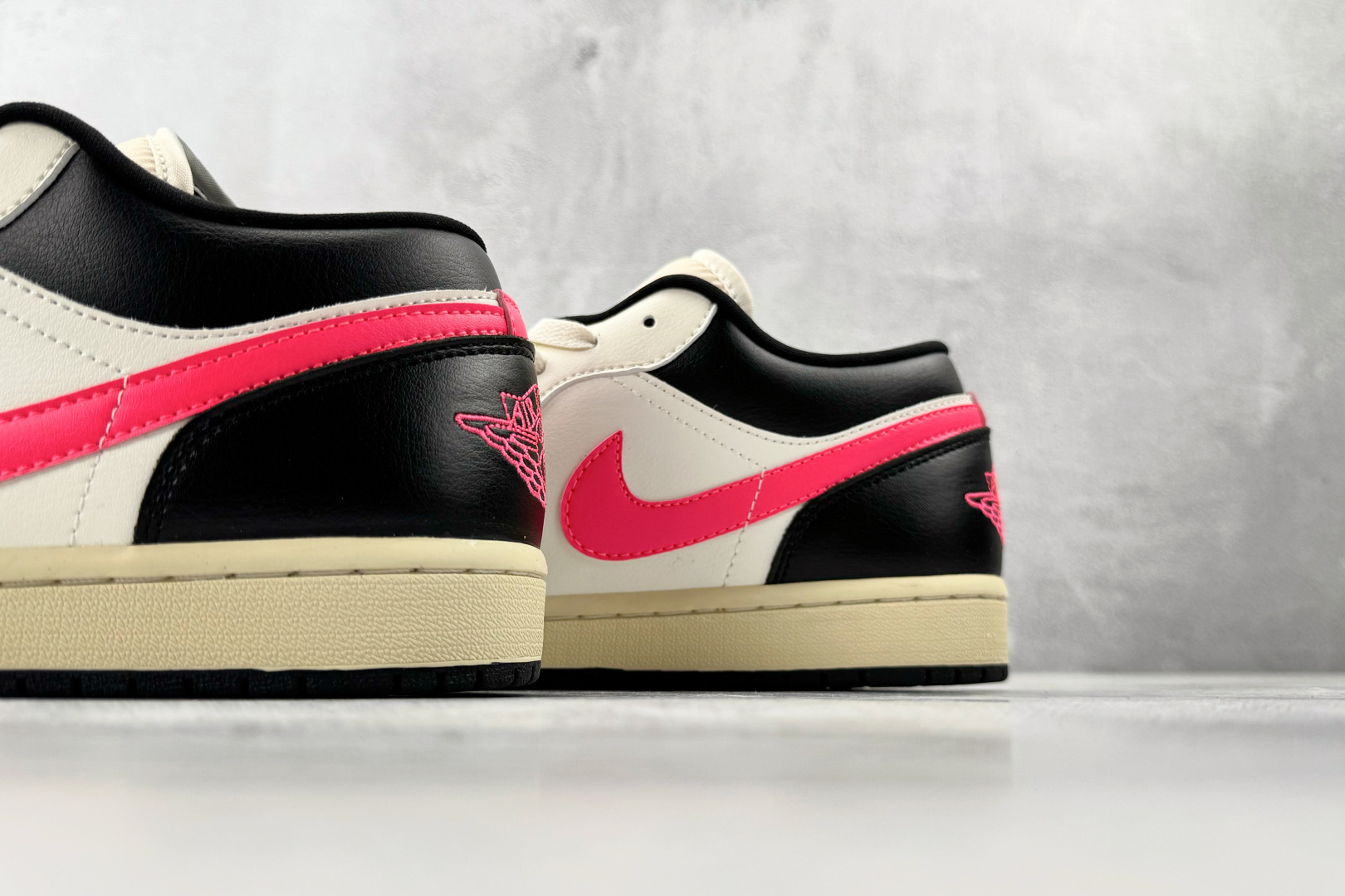 平台爆款 Jordan Air Jordan 1 象牙白 DC0774-107 平台爆款 Jordan Air Jordan 1 象牙白 DC0774-107