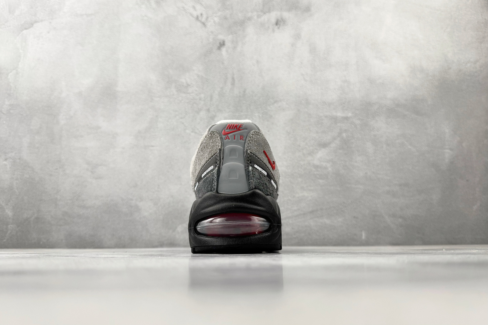 KZ 2.0 口碑神作 UNDEFEATED × Nike Air Max 95 SP 东京限定 灰橙货