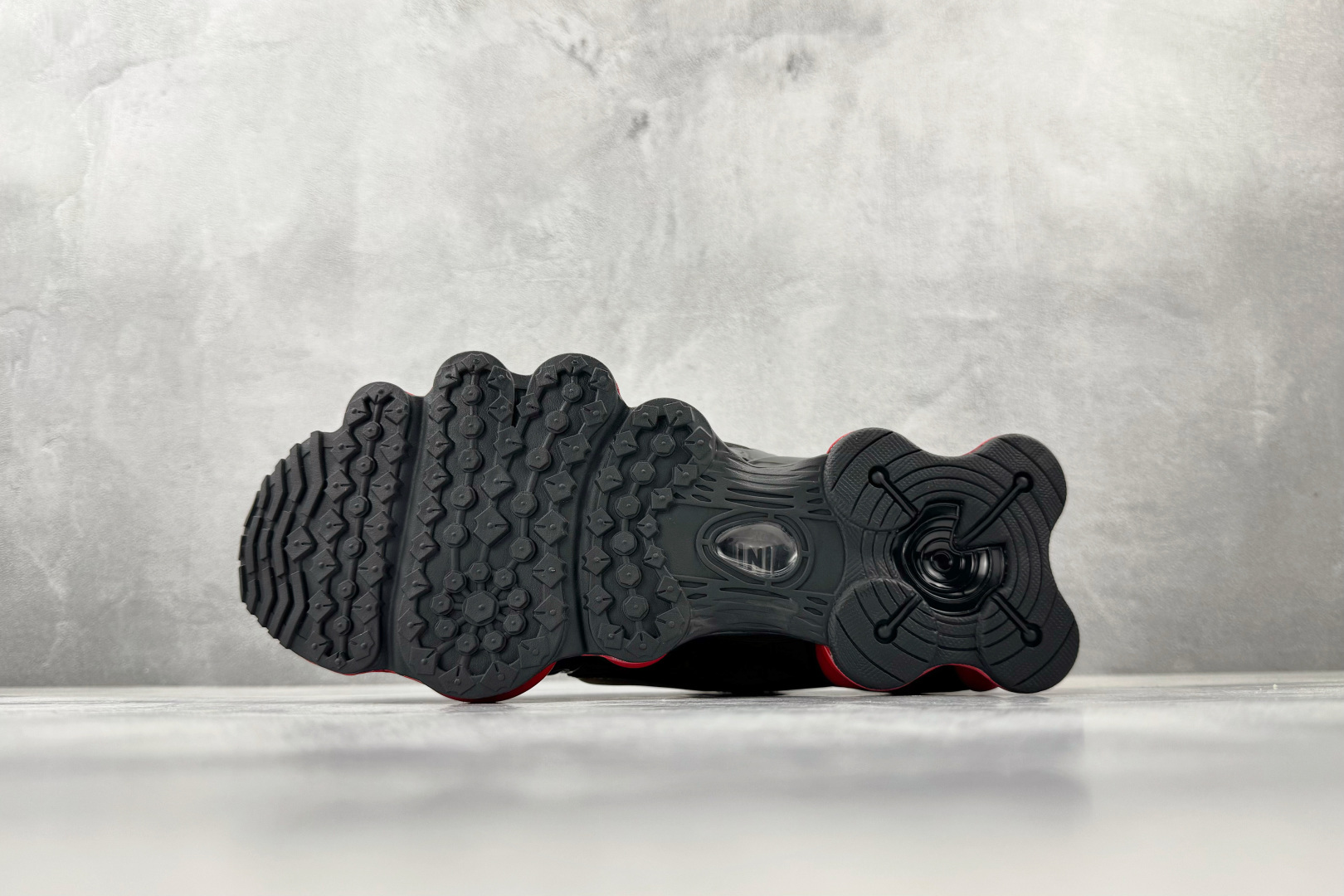 MAX 原版开发 Nike × Skepta Shox TL系列 黑红货号：CI0987-001尺码：3