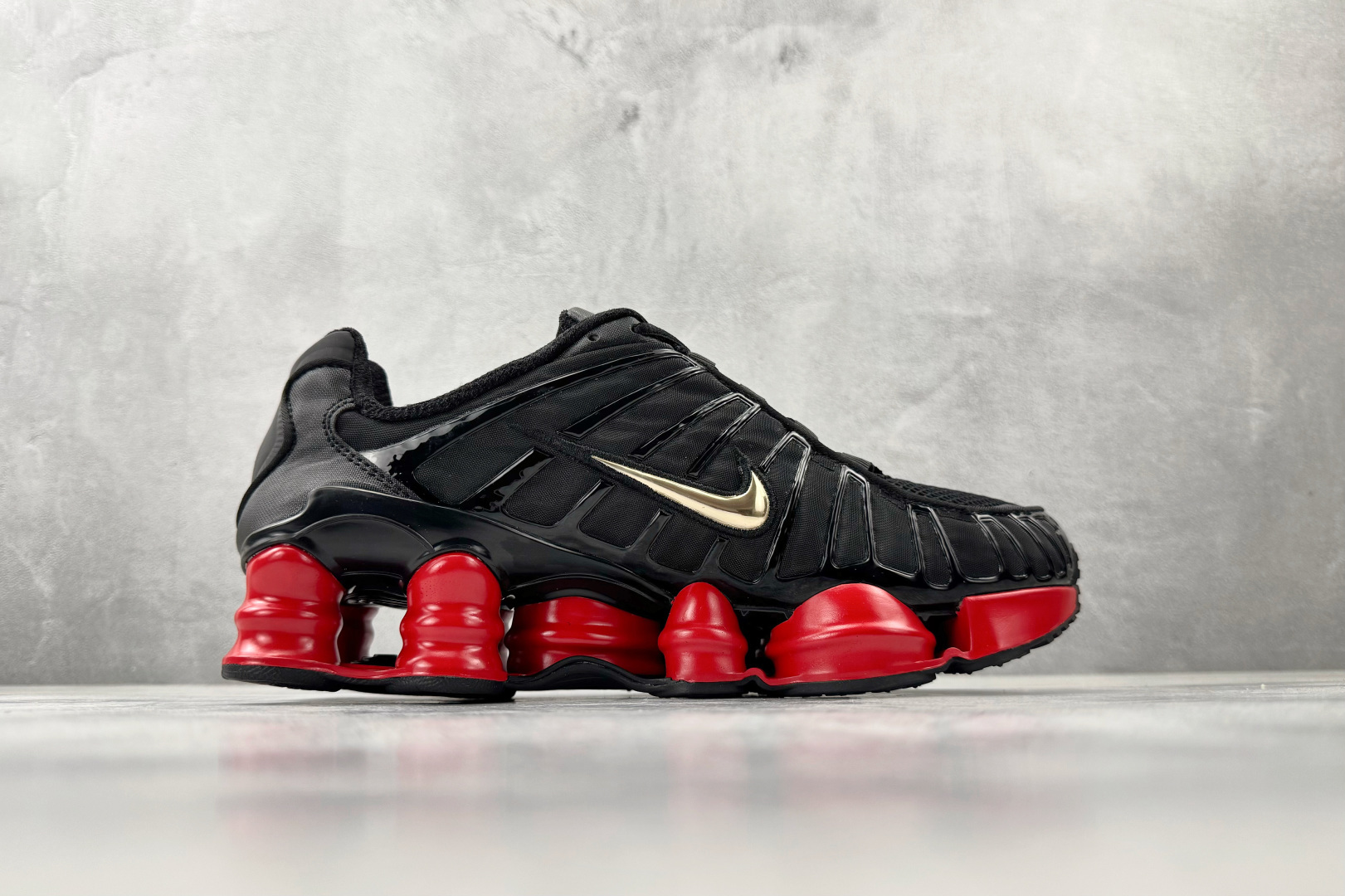 MAX 原版开发 Nike × Skepta Shox TL系列 黑红货号：CI0987-001尺码：3
