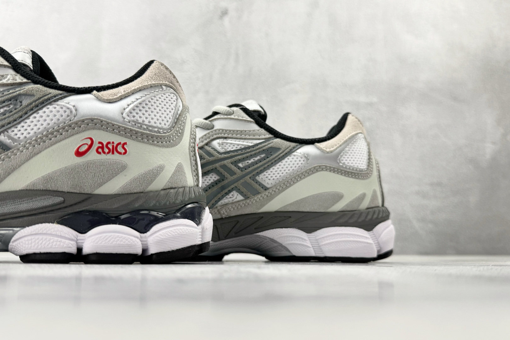 XP 平台专供 ASICS GEL-NYC系列 灰色货号：1201A789-102尺码：36 36.5 