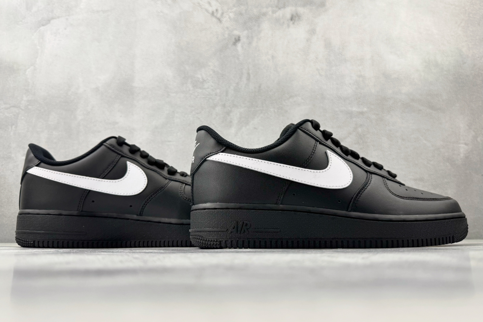 XC2.0 Nike Air Force 1 07 黑白货号：FZ0627-010尺码：35.5 36 