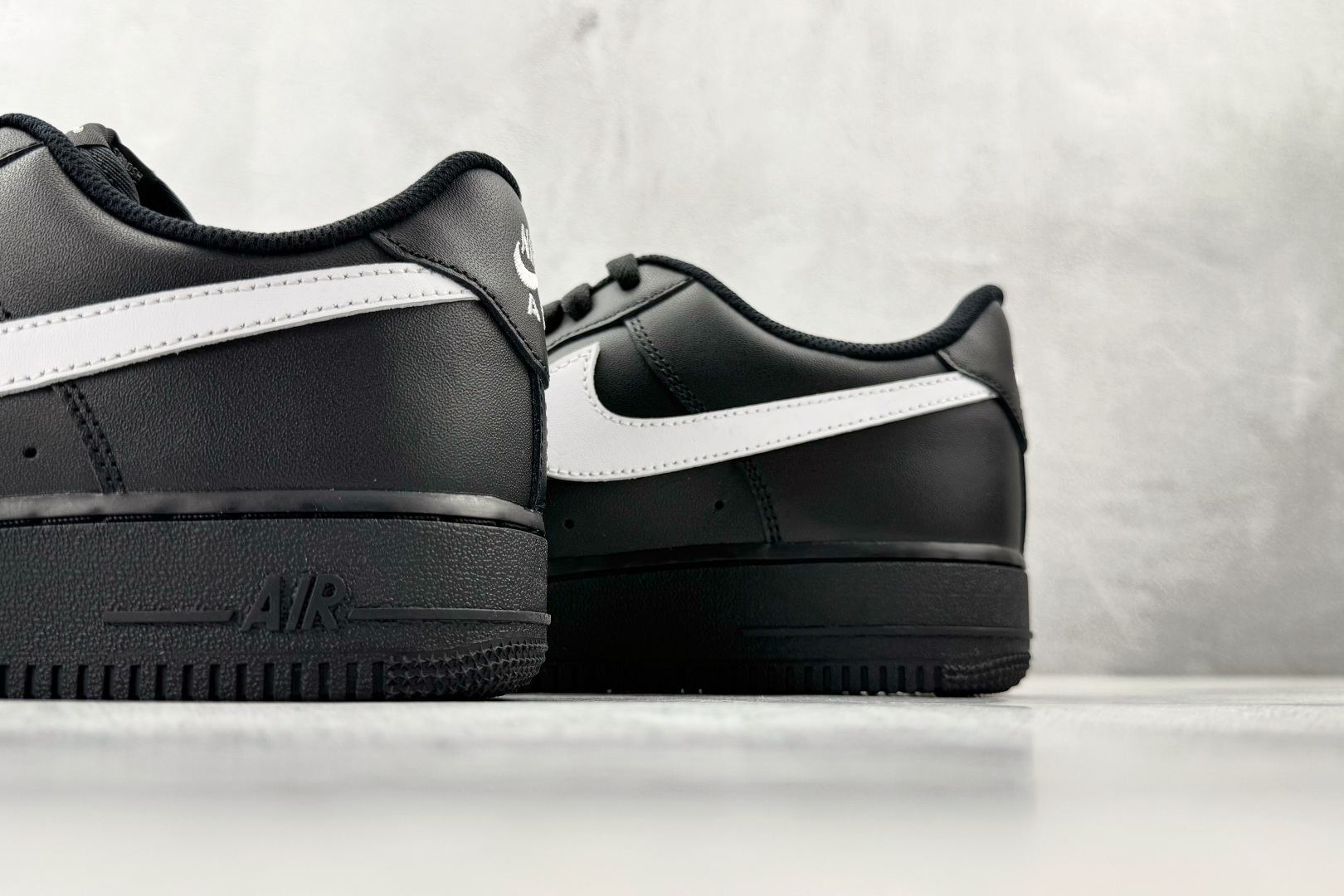 XC2.0 Nike Air Force 1 07 黑白货号：FZ0627-010尺码：35.5 36 