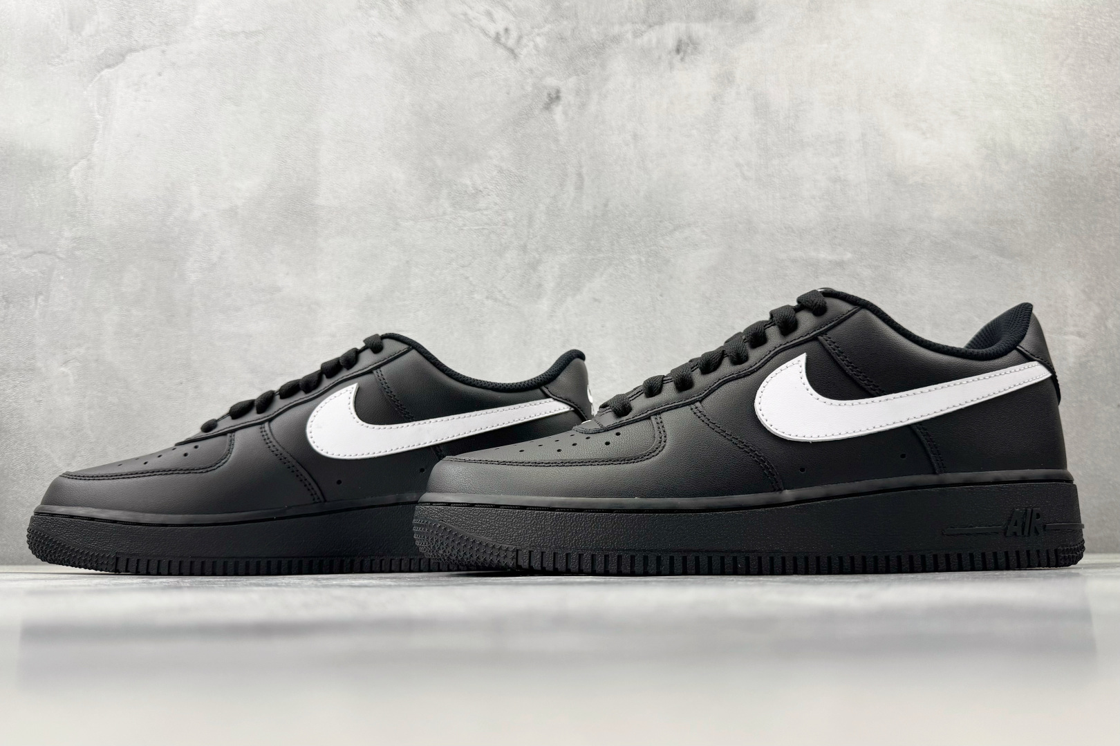 XC2.0 Nike Air Force 1 07 黑白货号：FZ0627-010尺码：35.5 36 