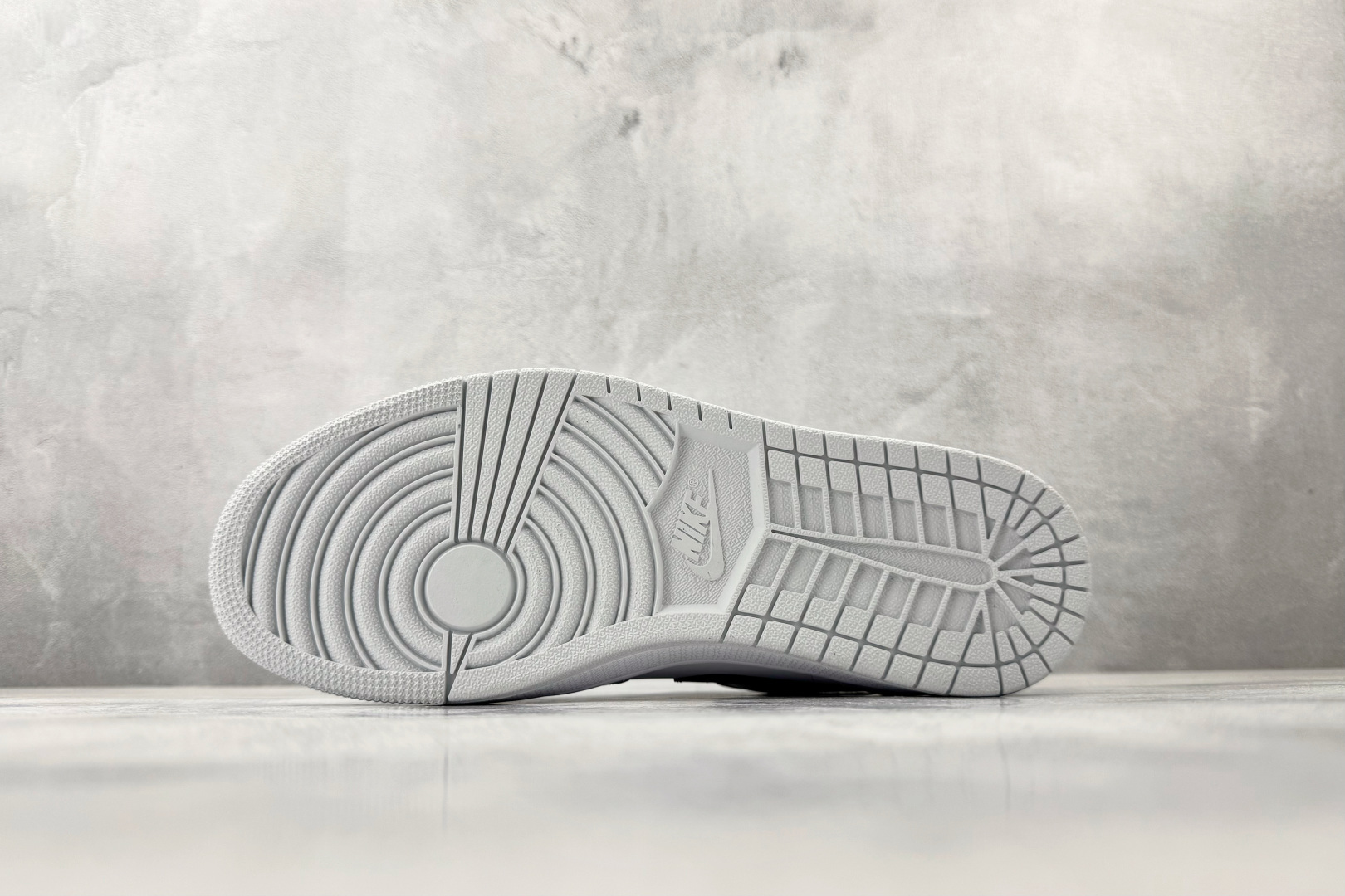 XC Jordan Air Jordan 1 浅蓝白货号：-400尺码：36 36.5 37.5 38 