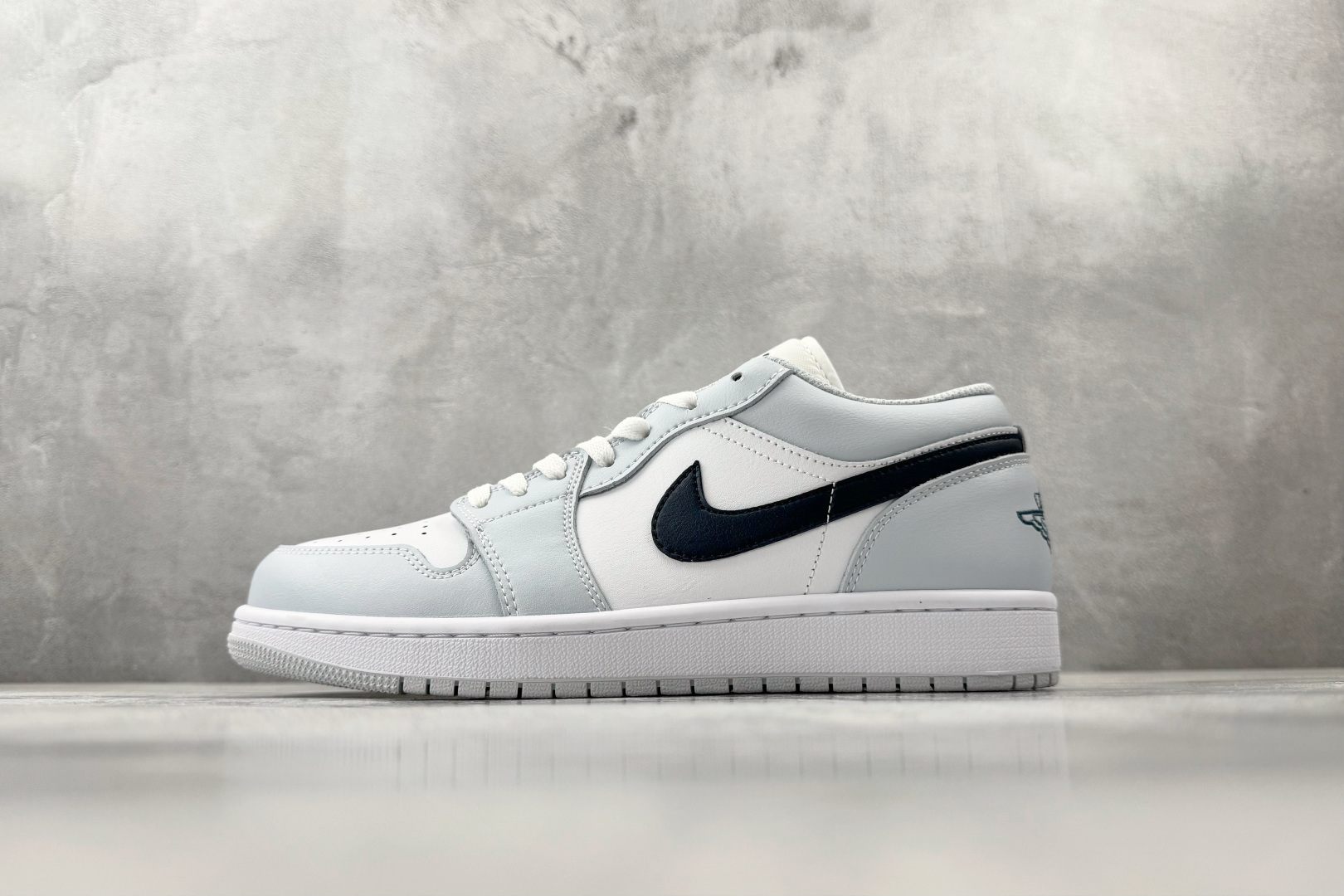 XC Jordan Air Jordan 1 浅蓝白货号：-400尺码：36 36.5 37.5 38 