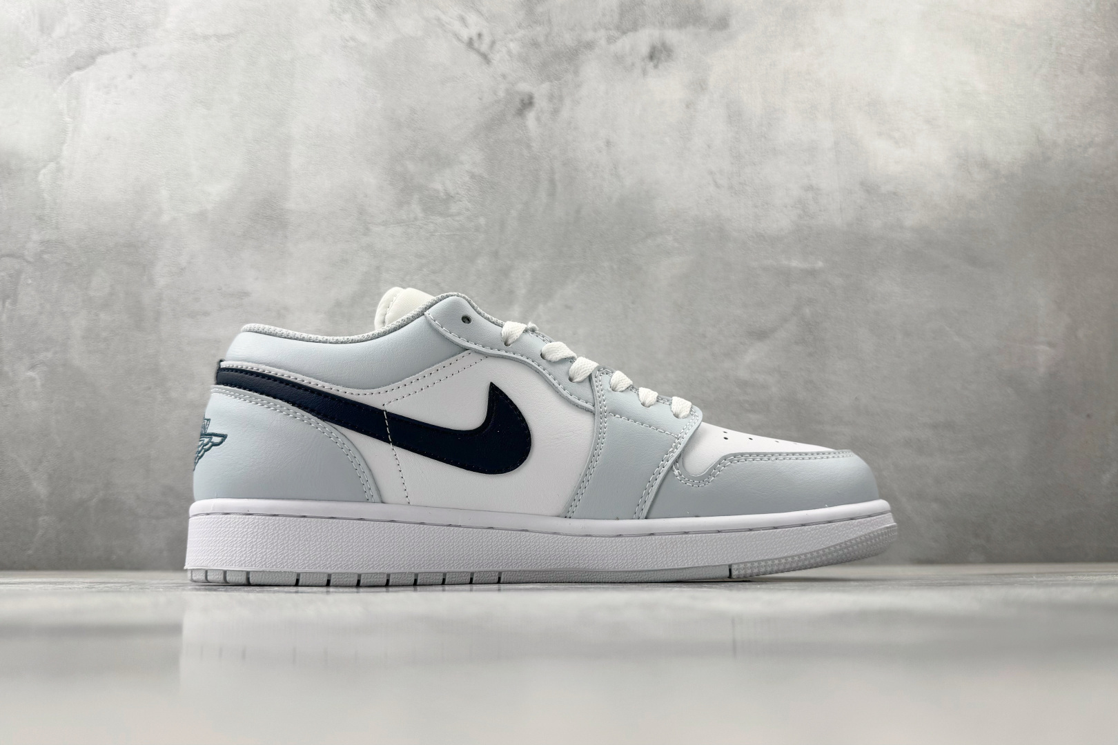 XC Jordan Air Jordan 1 浅蓝白货号：-400尺码：36 36.5 37.5 38 